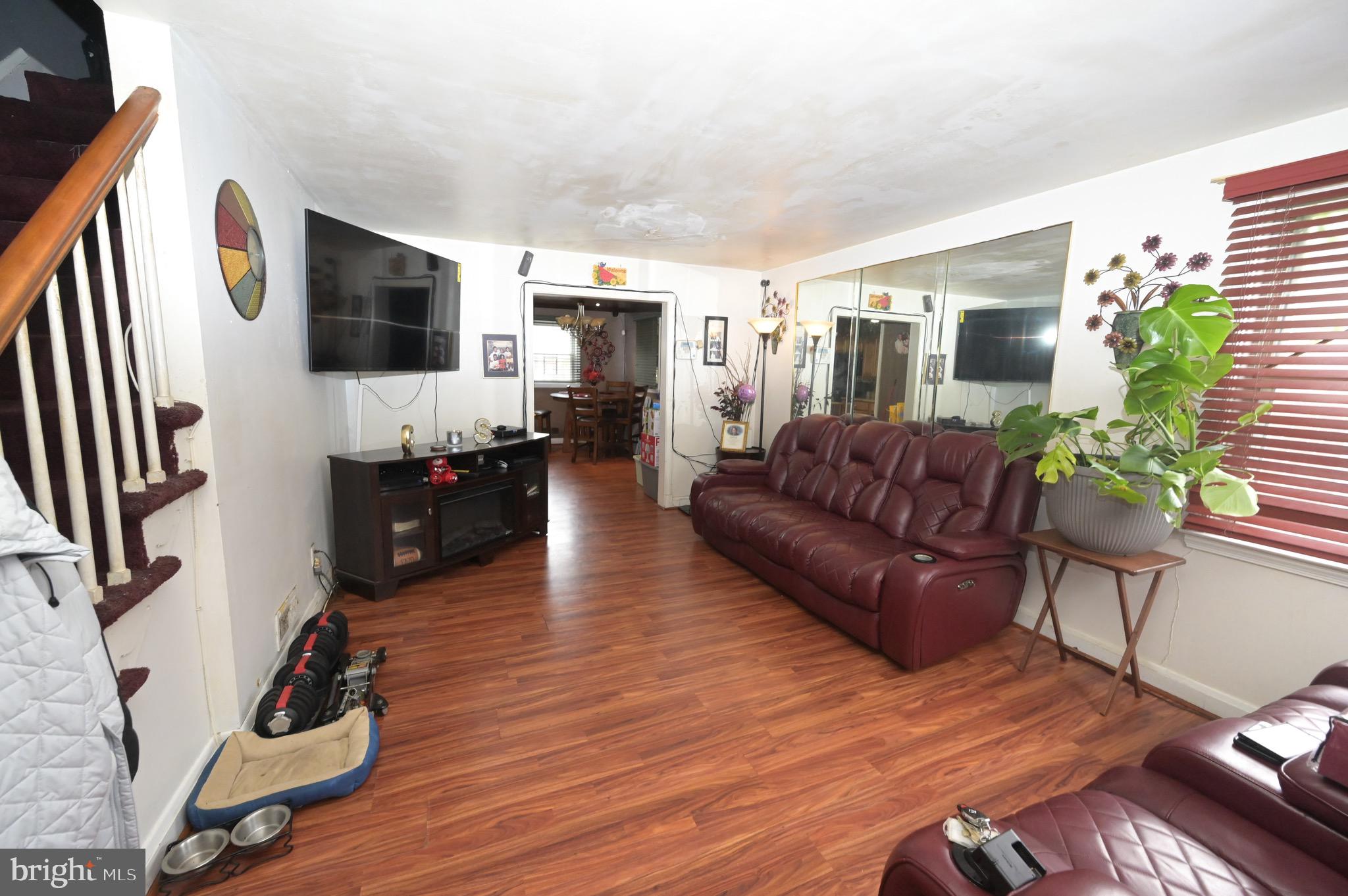YALE HEIGHTS - Residential