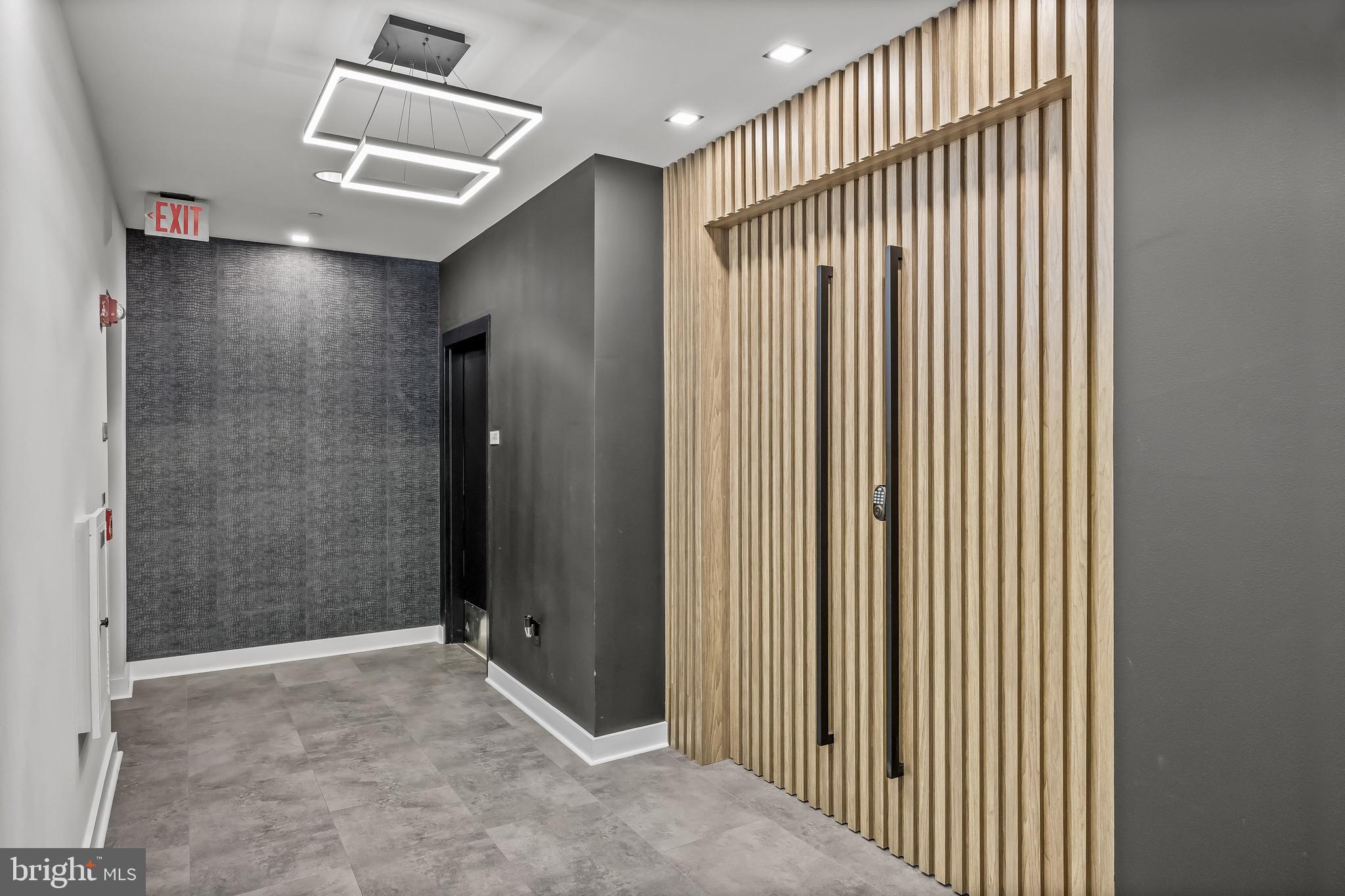 901 N PENN STREET P2401-2