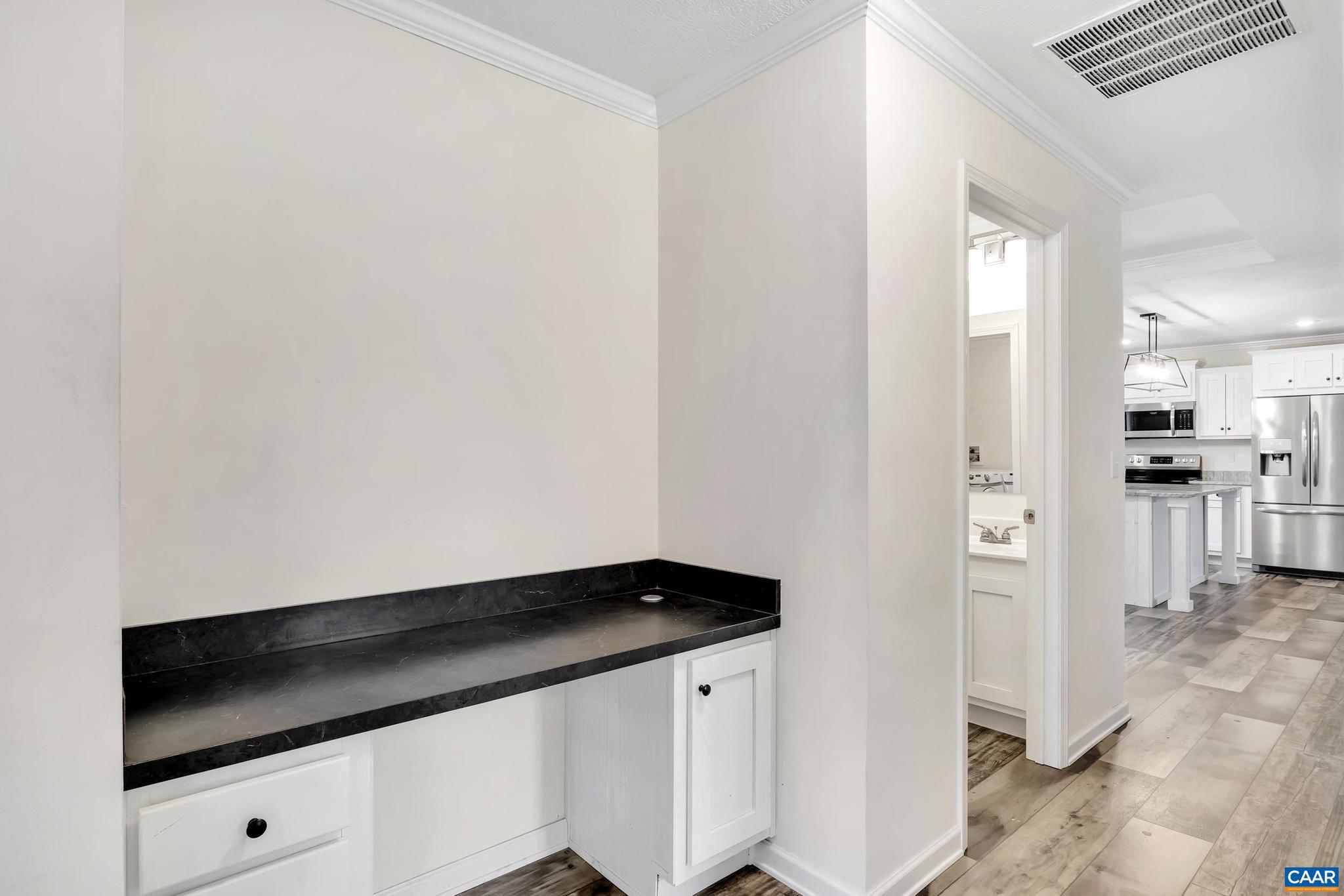 HUNTERS LANDING - Residential