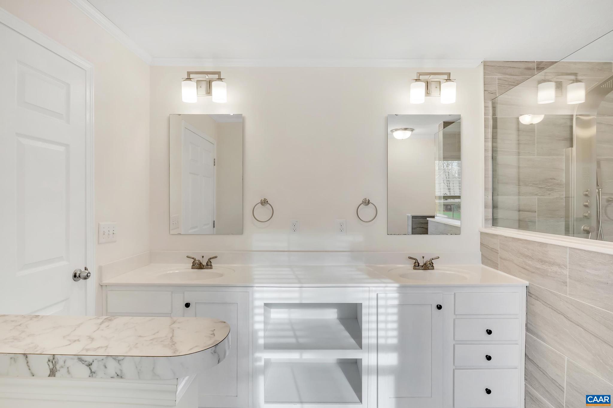 HUNTERS LANDING - Residential