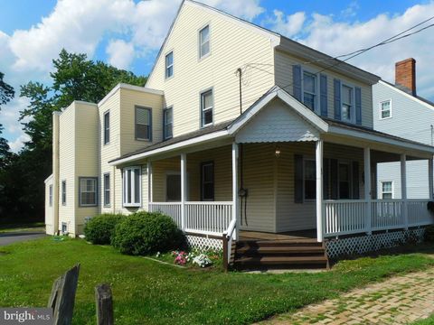 Multifamily For Sale - 83 E 2 Nd Street<br/> MOORESTOWN, NJ 08057