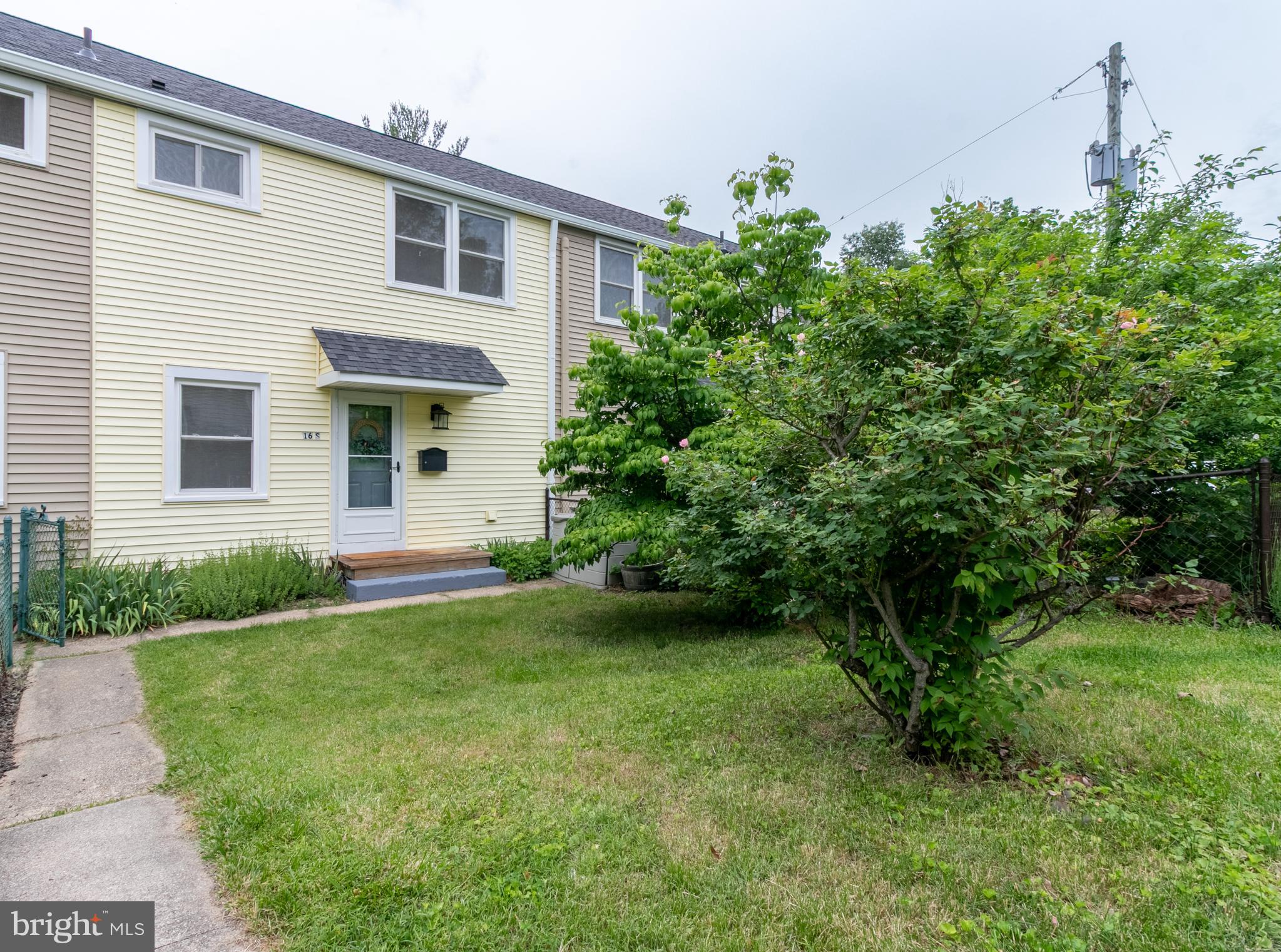 16 RIDGE ROAD S