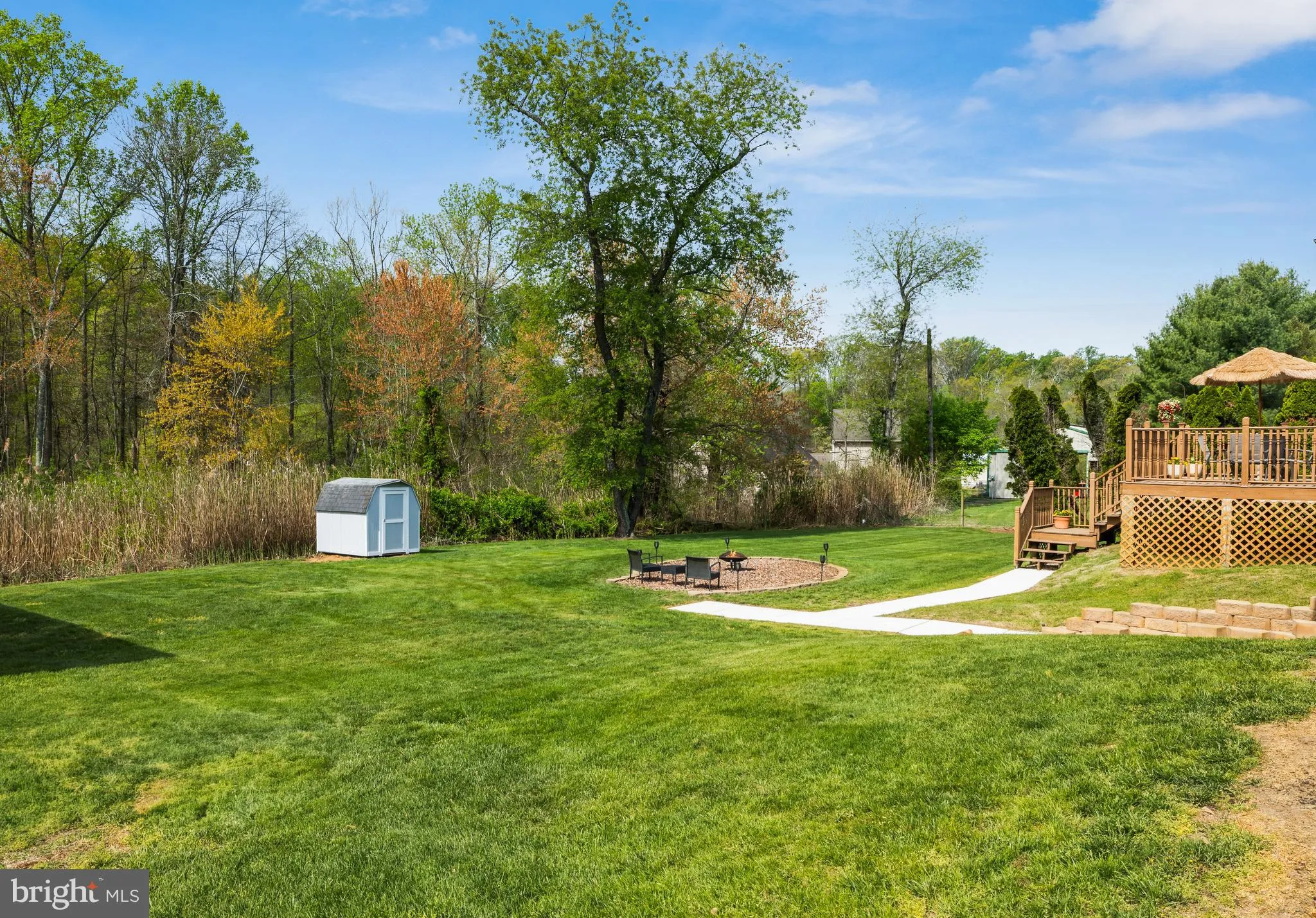 Woolwich Twp, New Jersey 08085, United States, 3 Bedrooms Bedrooms, ,2 BathroomsBathrooms,Residential,Pending,117462