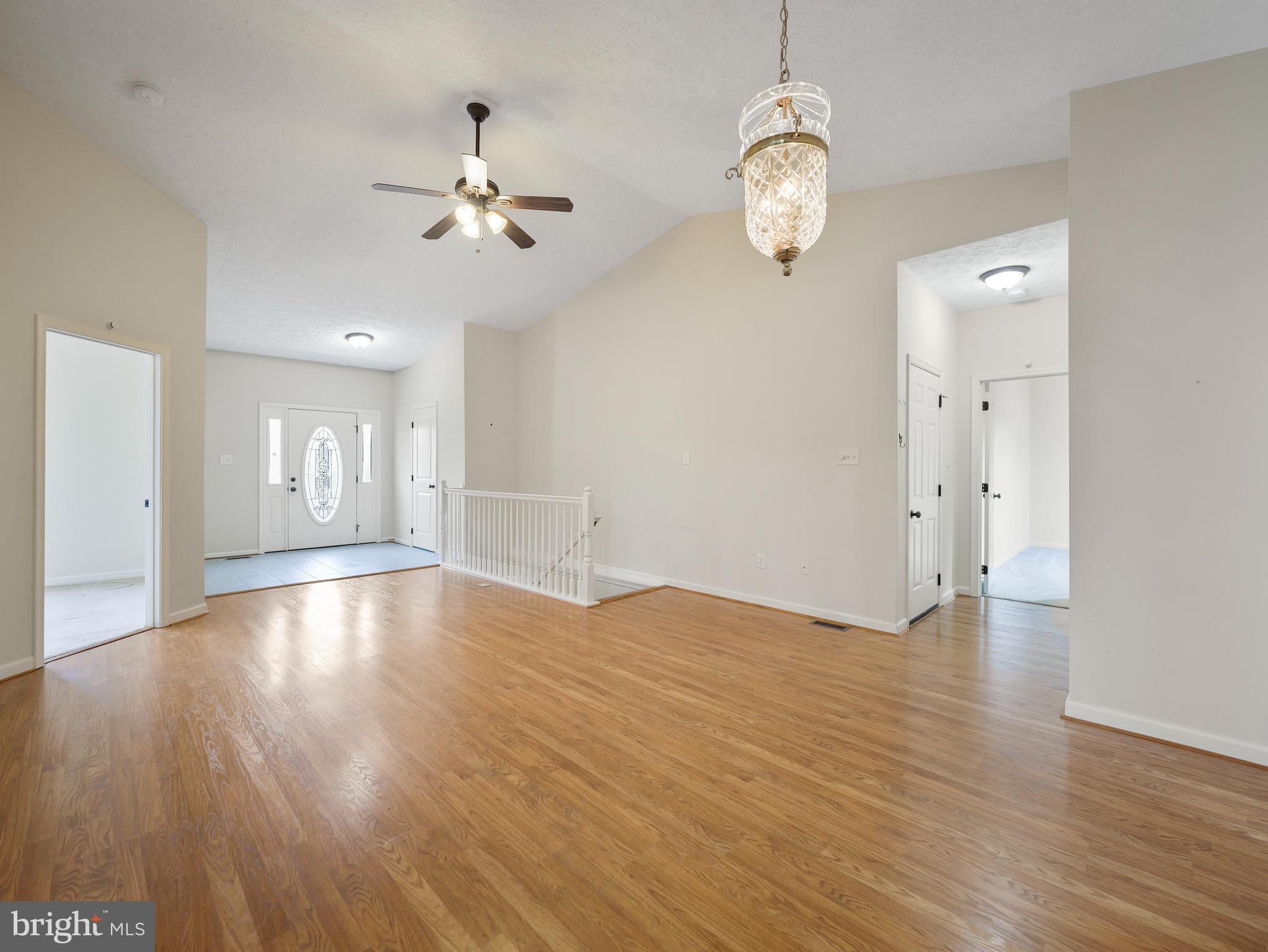 SUMMER HILL - Residential