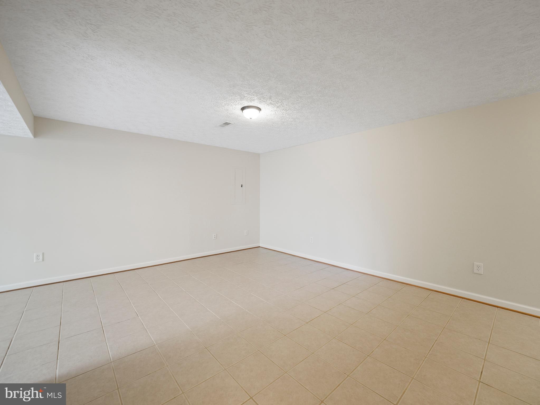 SUMMER HILL - Residential