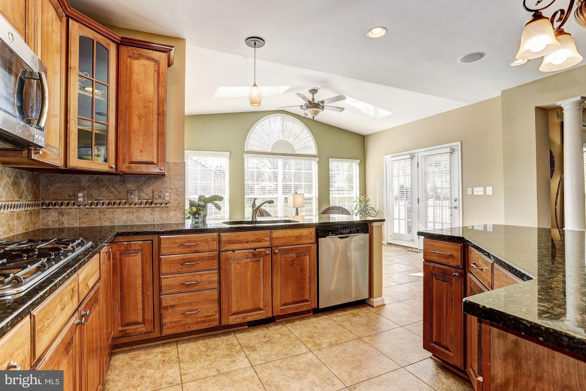 AUTUMN VIEW - Residential