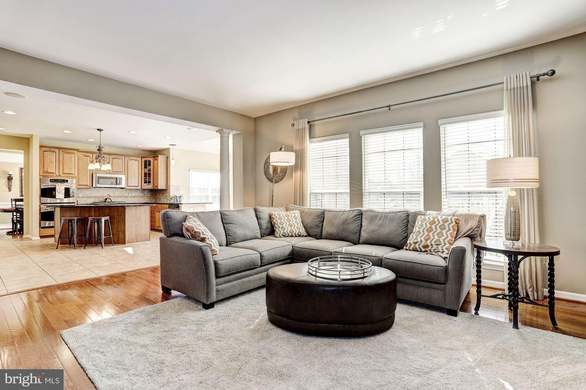 AUTUMN VIEW - Residential