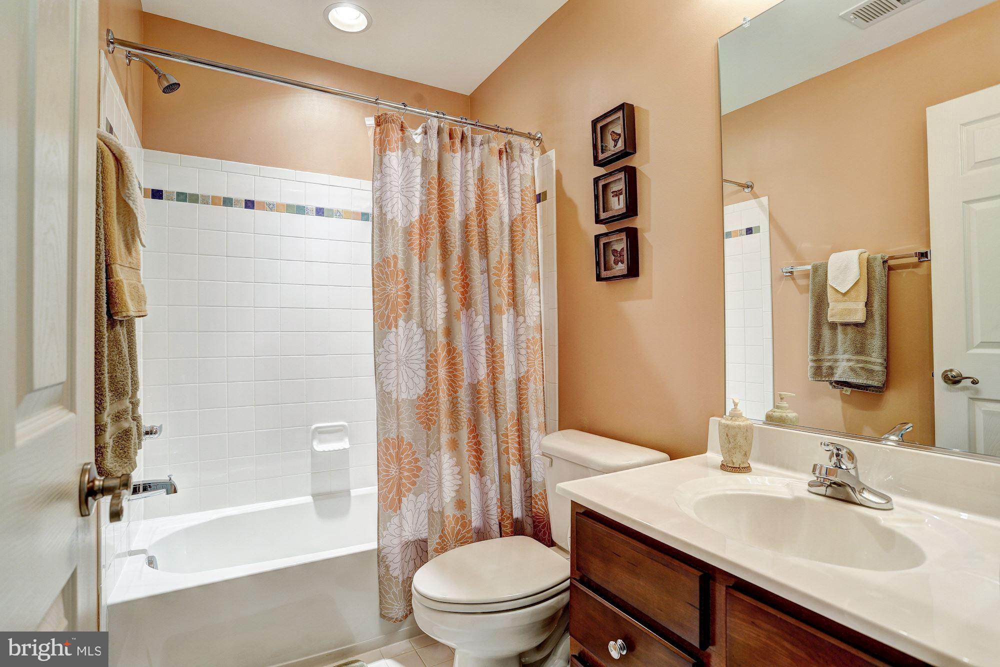 AUTUMN VIEW - Residential