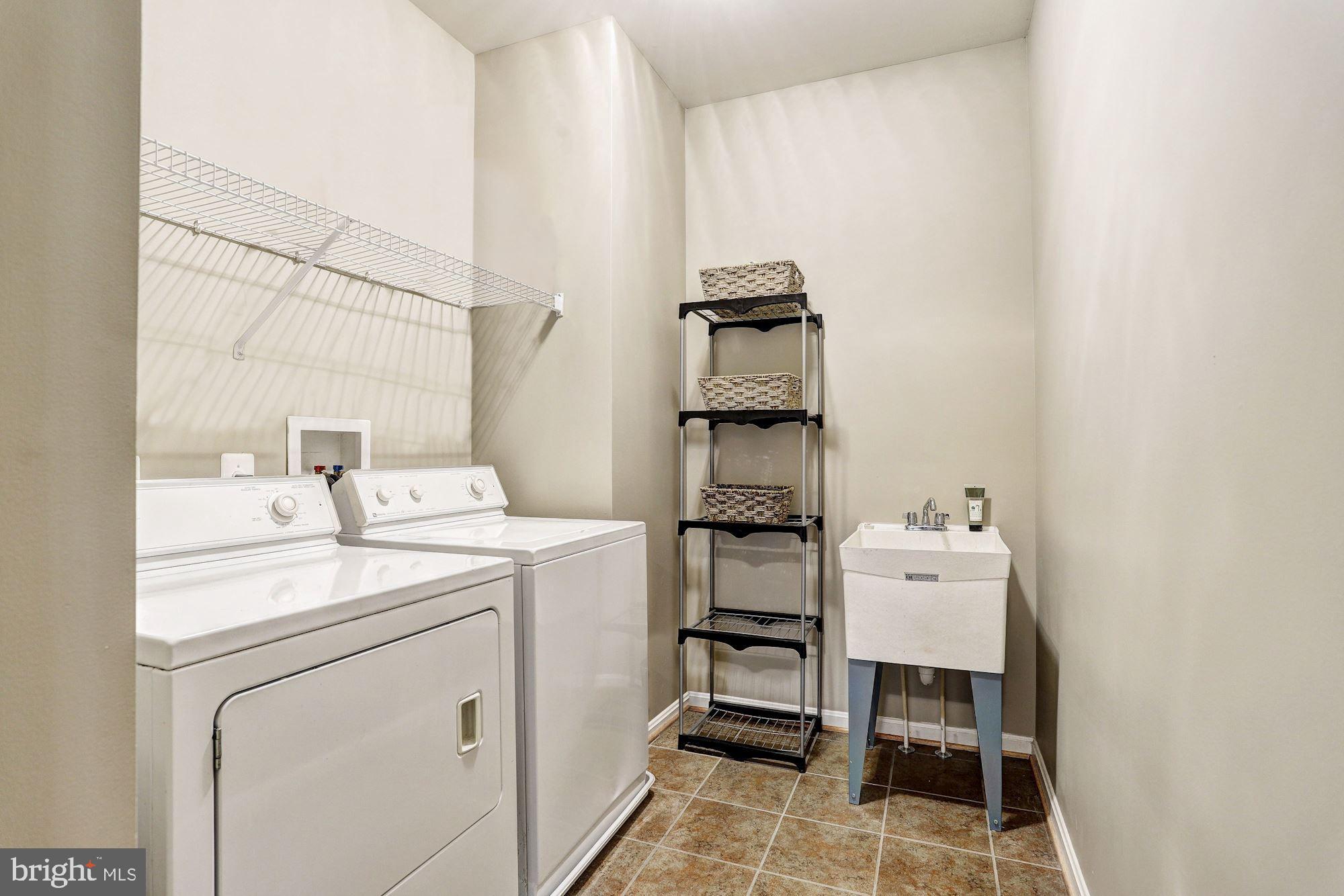 AUTUMN VIEW - Residential