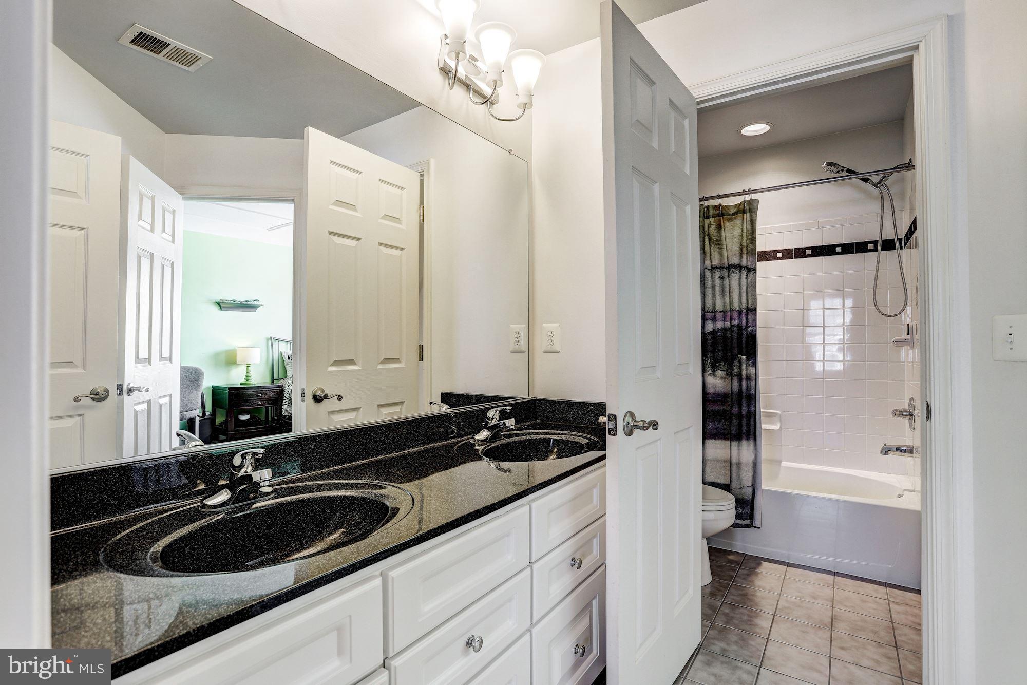 AUTUMN VIEW - Residential