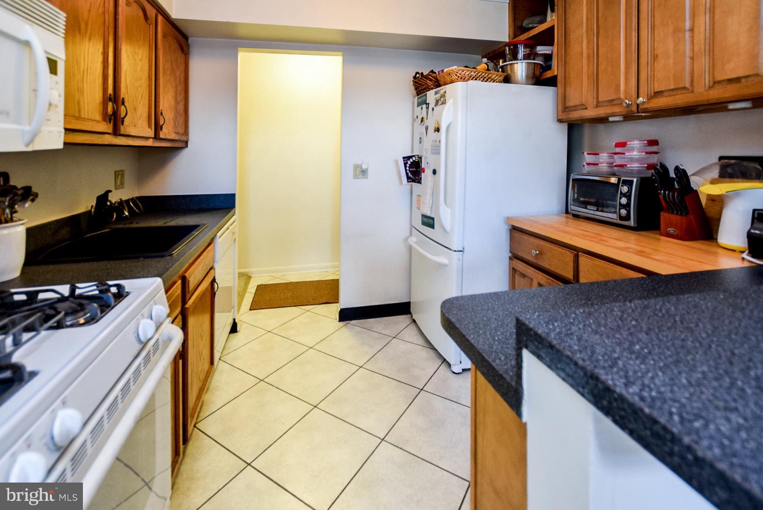 VILLAGE OF LONG REACH - Residential