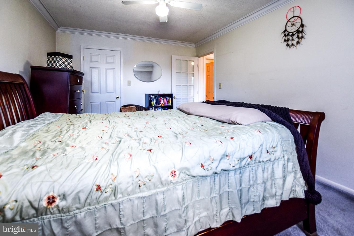 VILLAGE OF LONG REACH - Residential