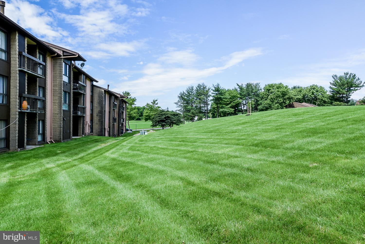 VILLAGE OF LONG REACH - Residential