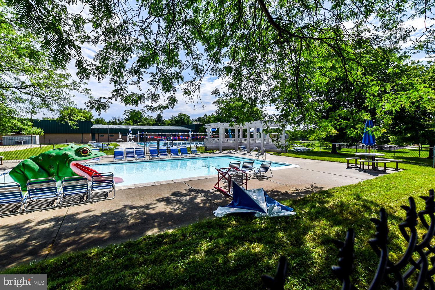 VILLAGE OF LONG REACH - Residential