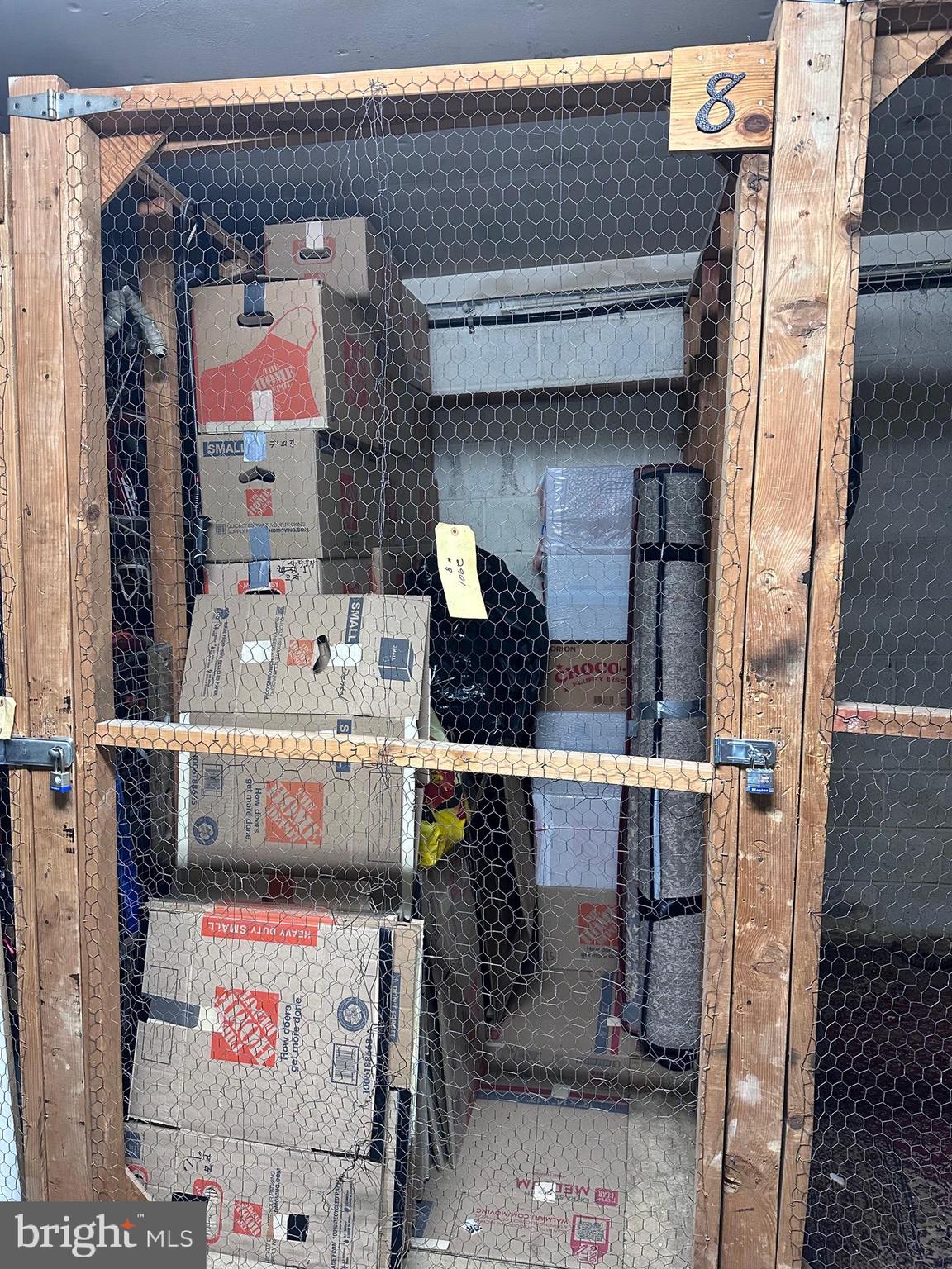 YORKTOWNE SQUARE - Residential