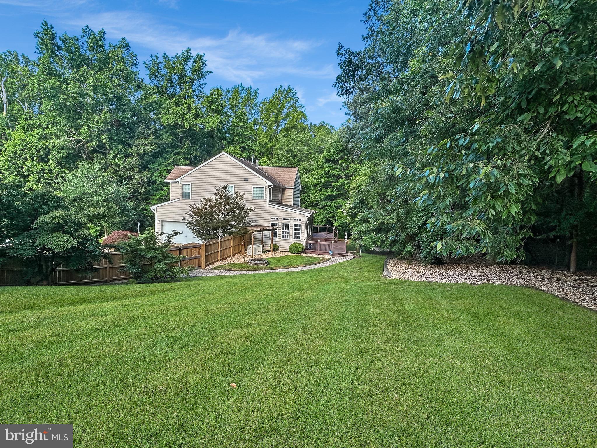 10 GARNER DRIVE