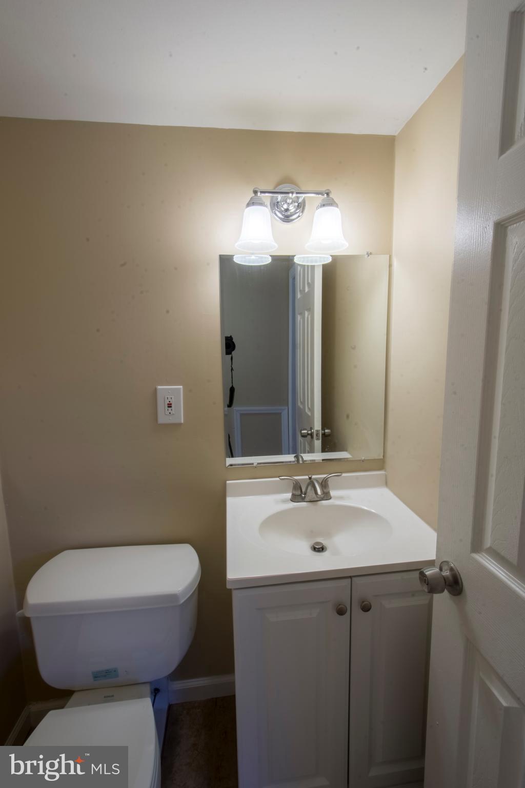 WHISPERING WOODS - Residential