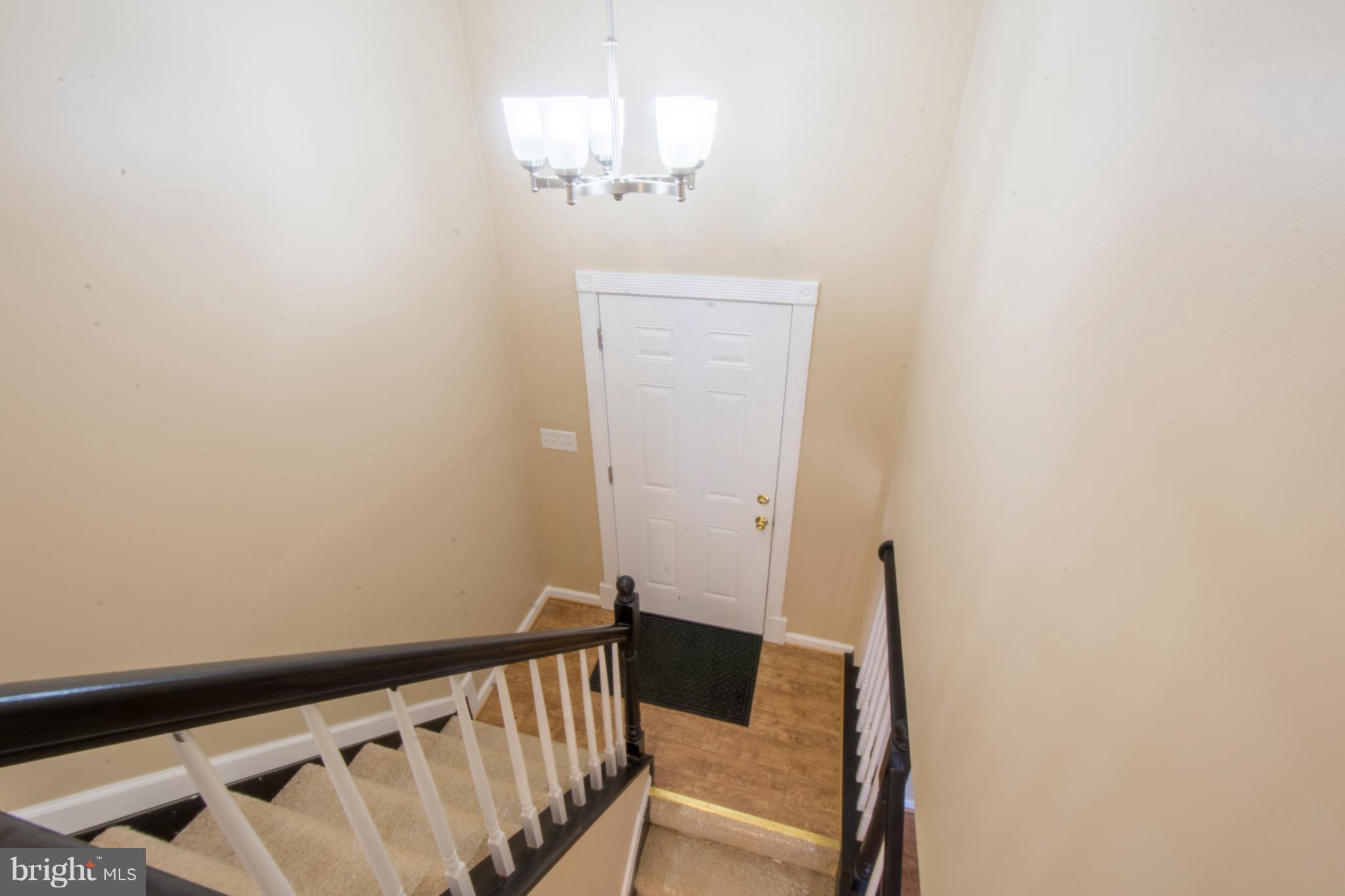 WHISPERING WOODS - Residential