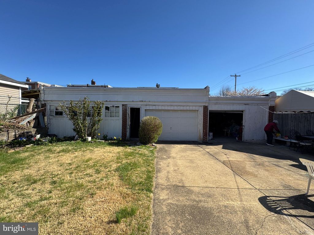 Photo of 555 - 57 Unruh Avenue, PHILADELPHIA, PA 19111 (MLS # PAPH2603662)