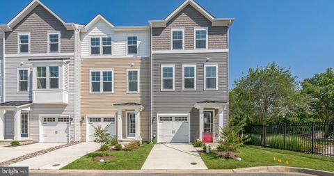 2 RIVERSIDE WHARF CAMBRIDGE MD 21613