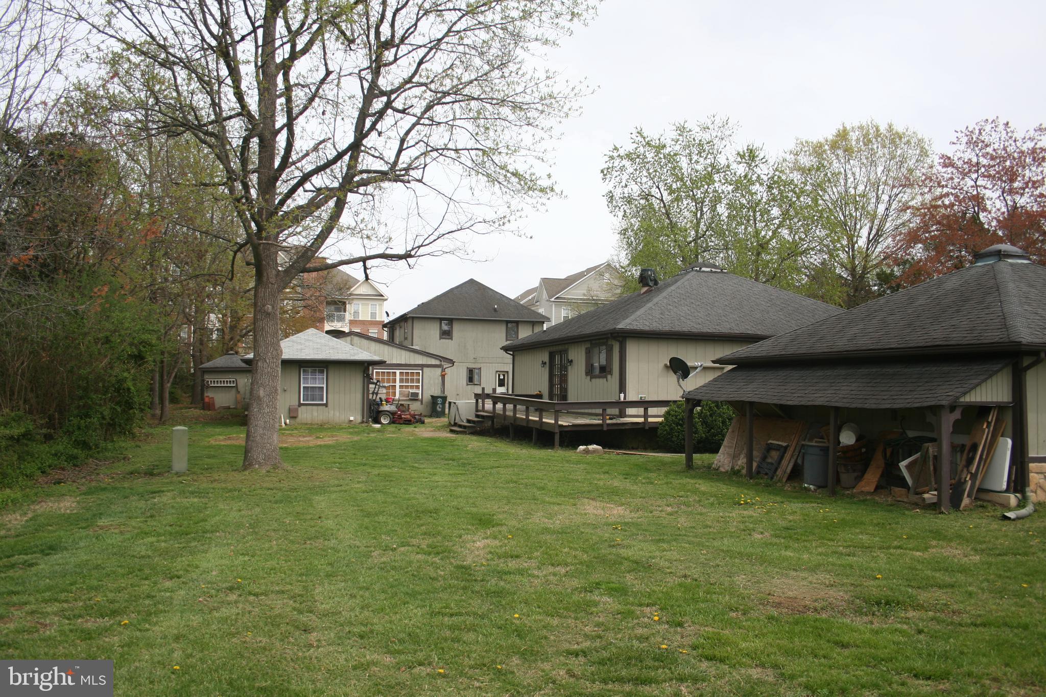 208 SAINT MARYS AVENUE A