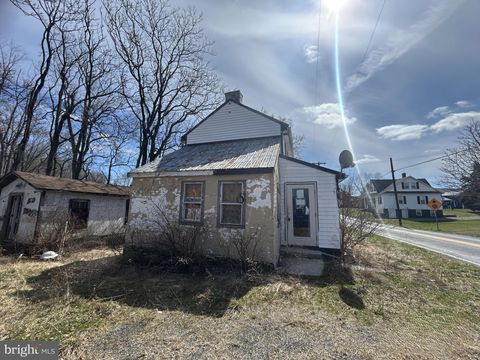 Homes For Sale - 2143 Keysville Frederick Co Road<br/> KEYMAR, MD 21757