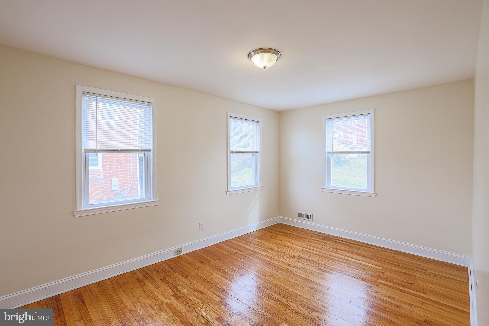CEDONIA - Residential Lease