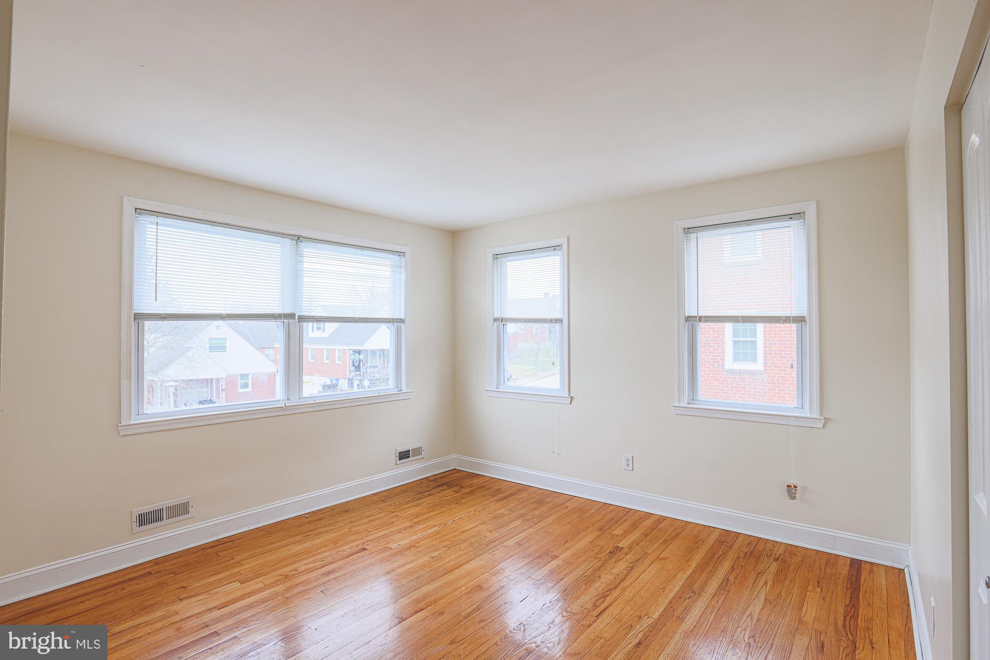 CEDONIA - Residential Lease