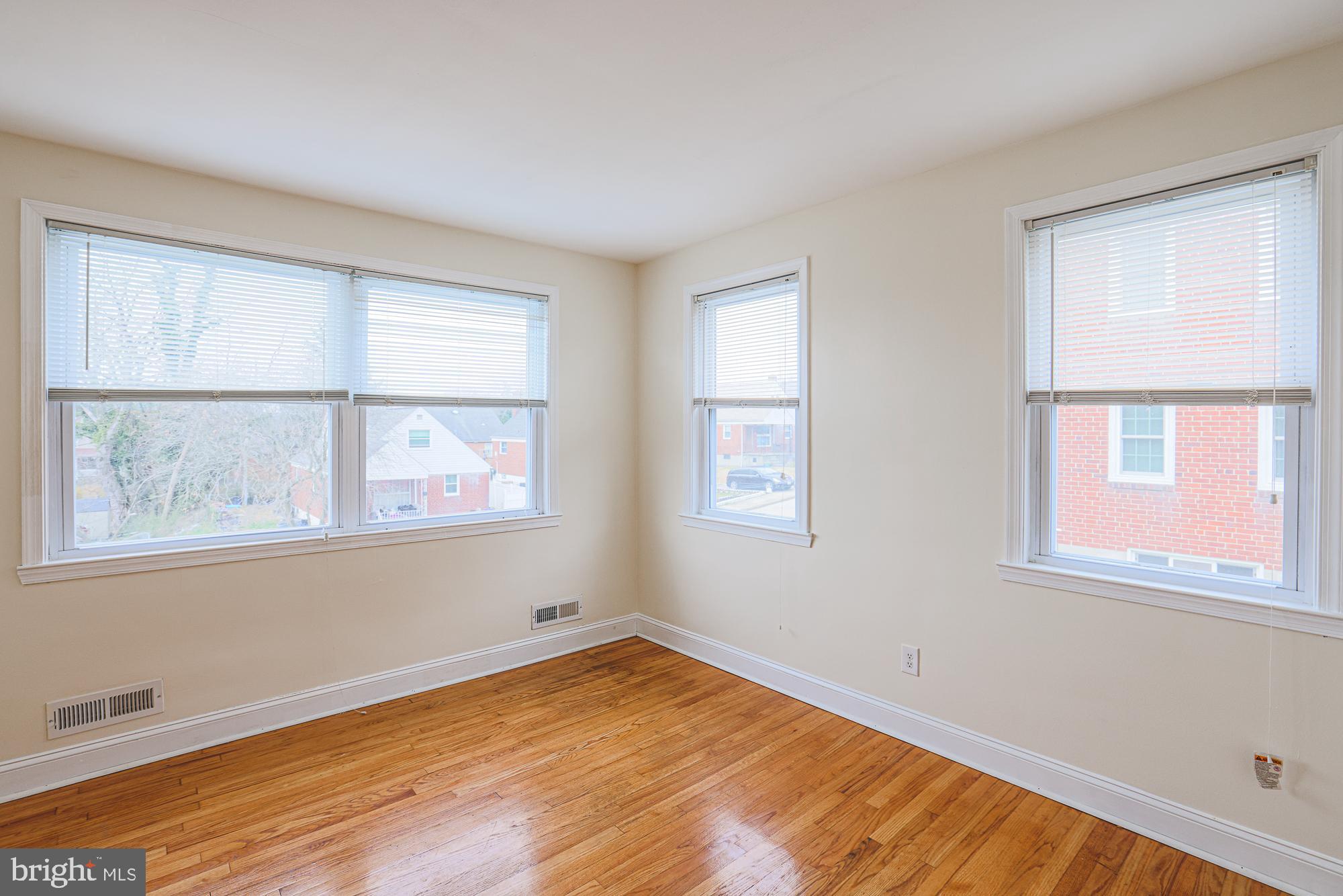 CEDONIA - Residential Lease