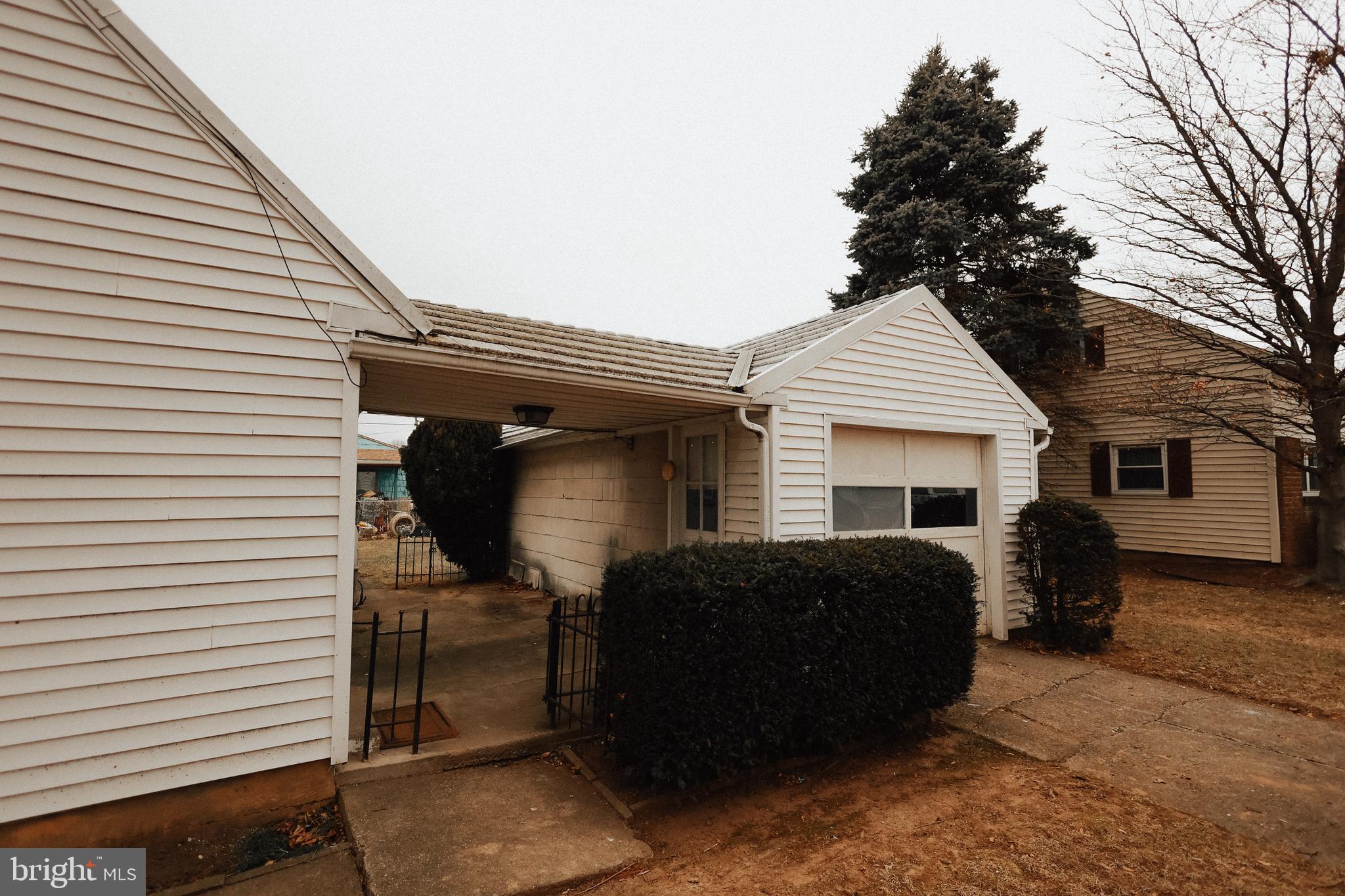 CHEROKEE RANCH - Residential