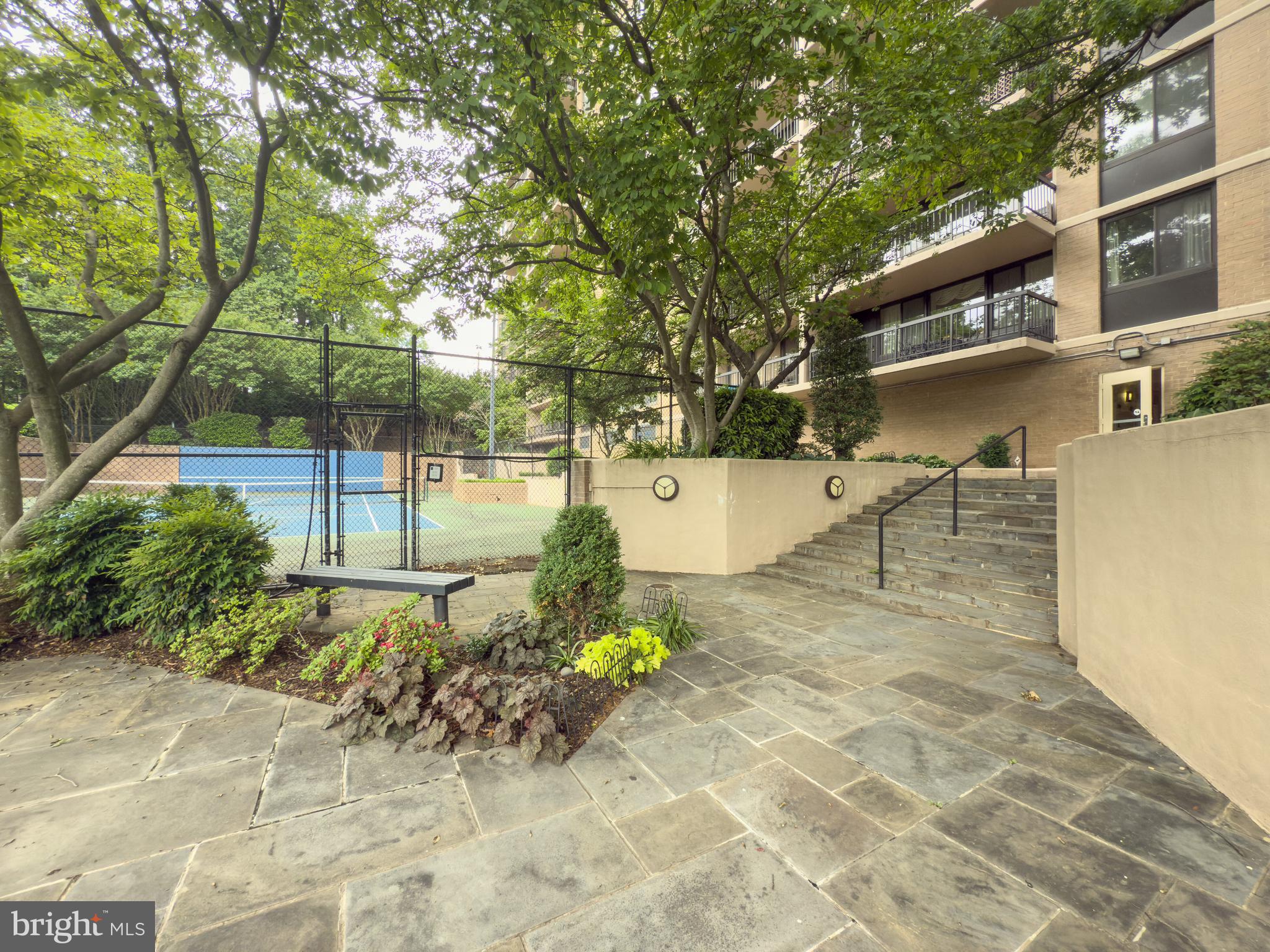 PLACE ONE - Residential