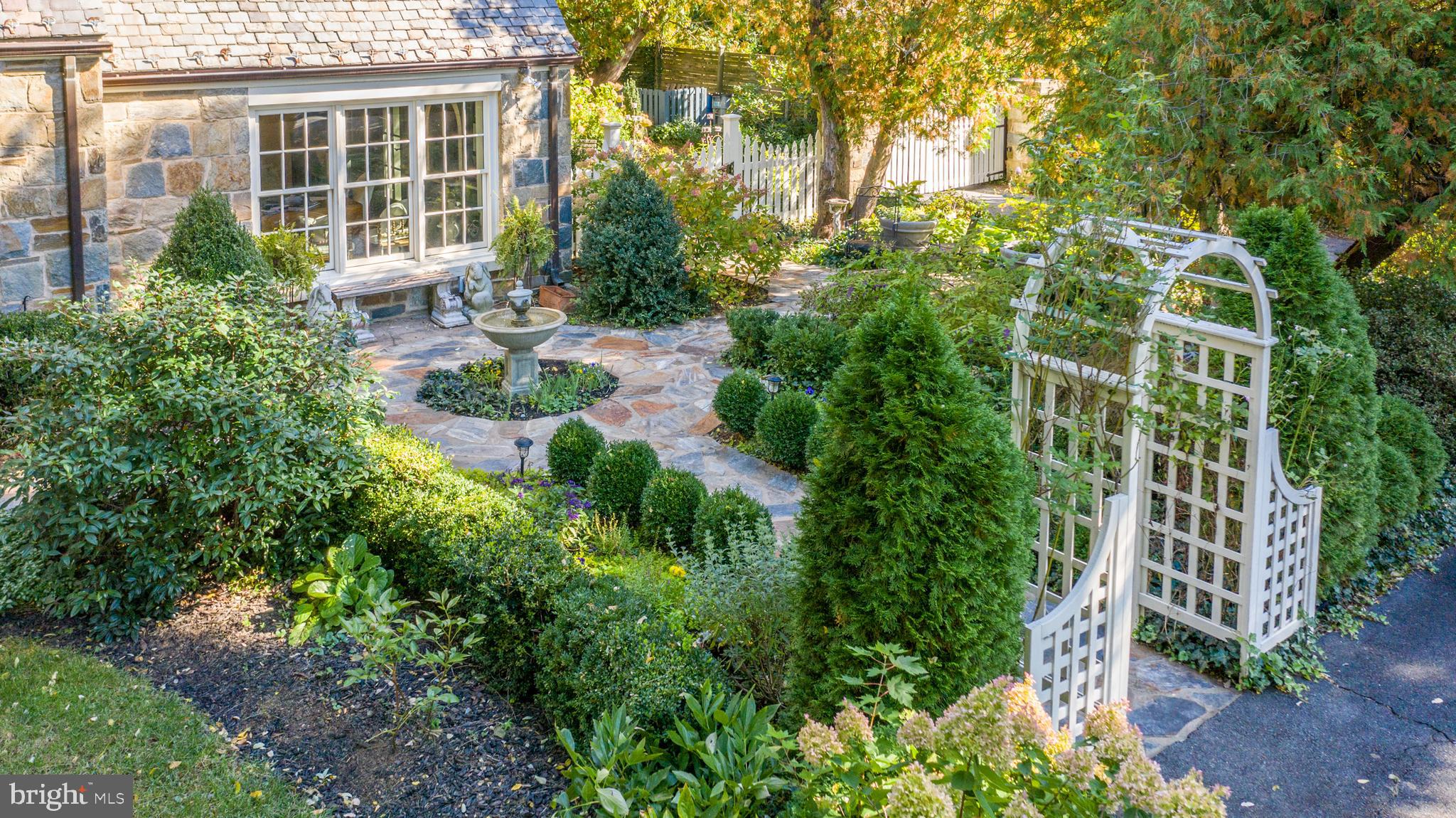 HISTORIC LEESBURG - Residential