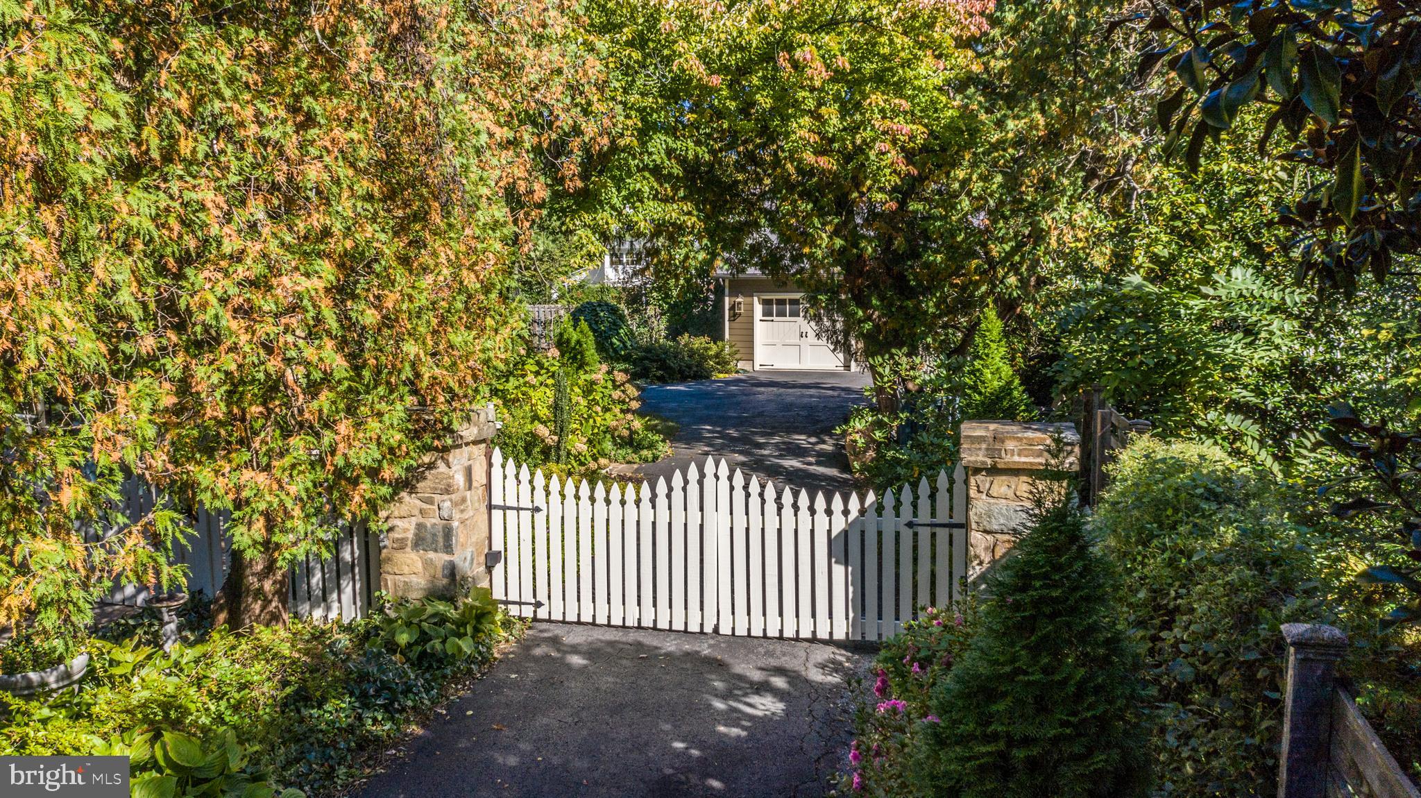 HISTORIC LEESBURG - Residential