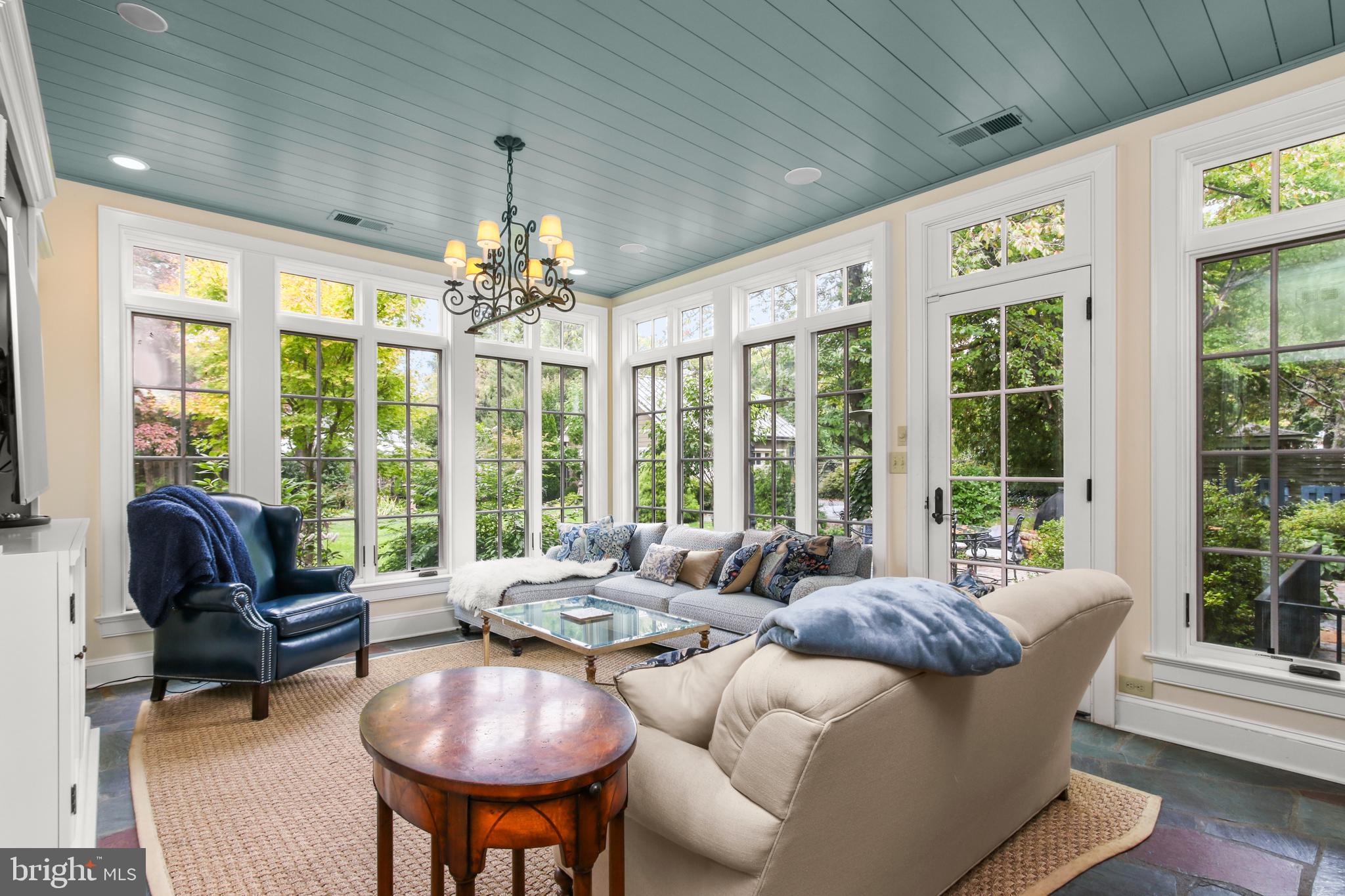 HISTORIC LEESBURG - Residential