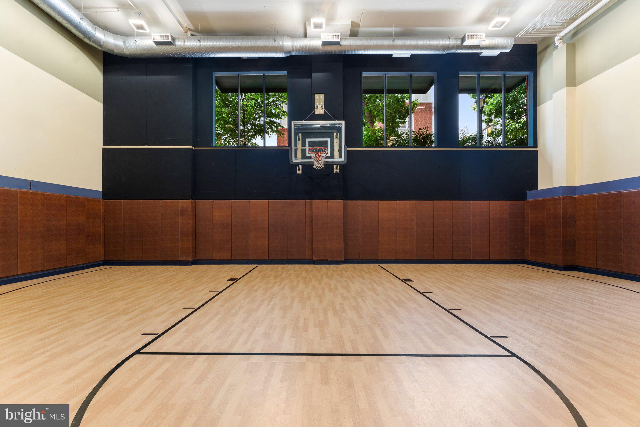 HALSTEAD AT THE METRO - Residential