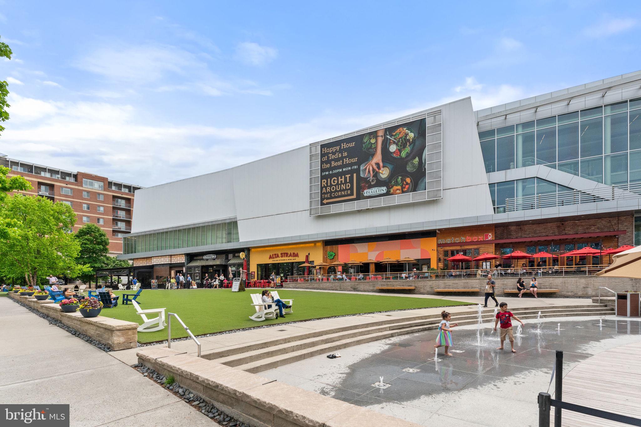 HALSTEAD AT THE METRO - Residential