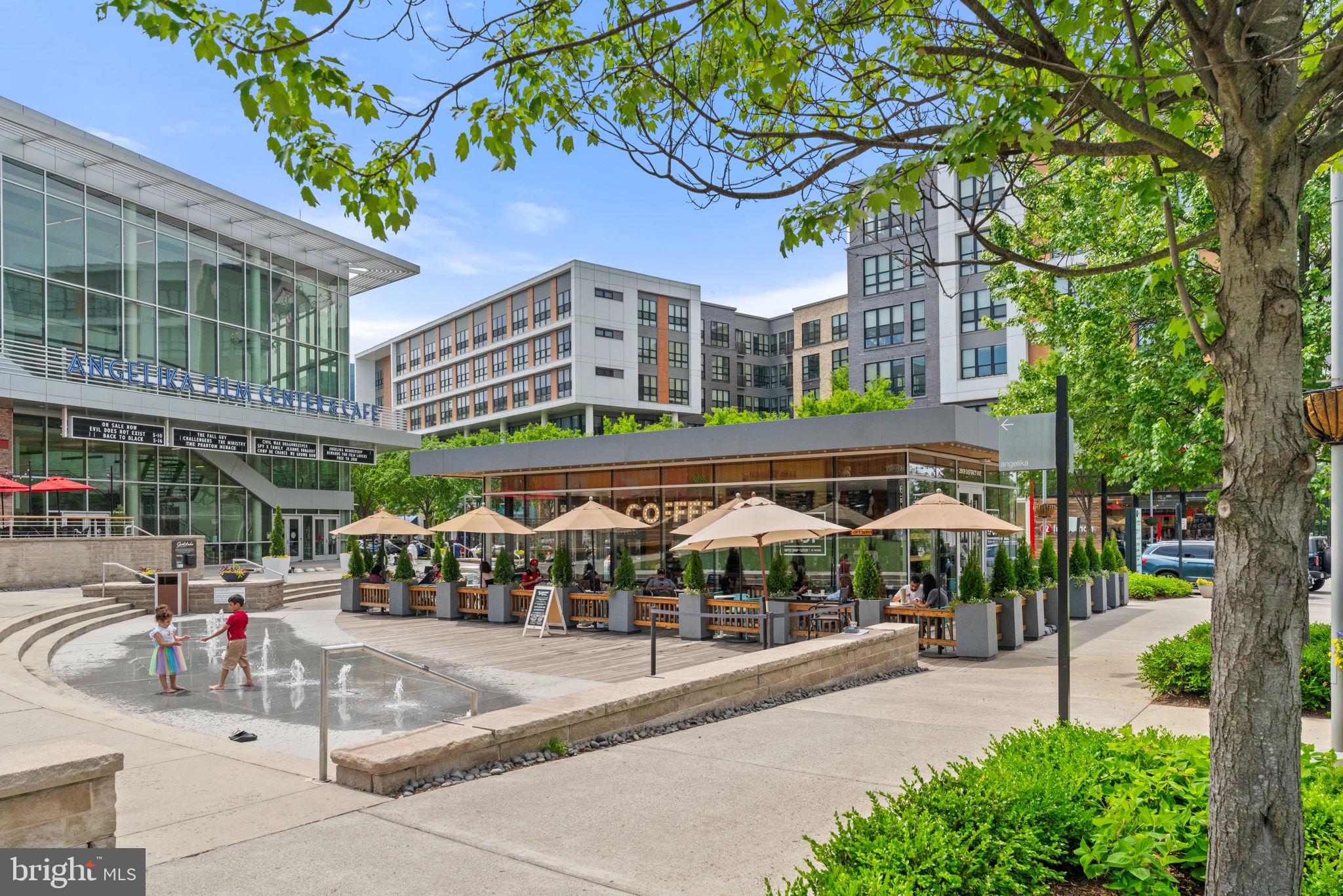 HALSTEAD AT THE METRO - Residential