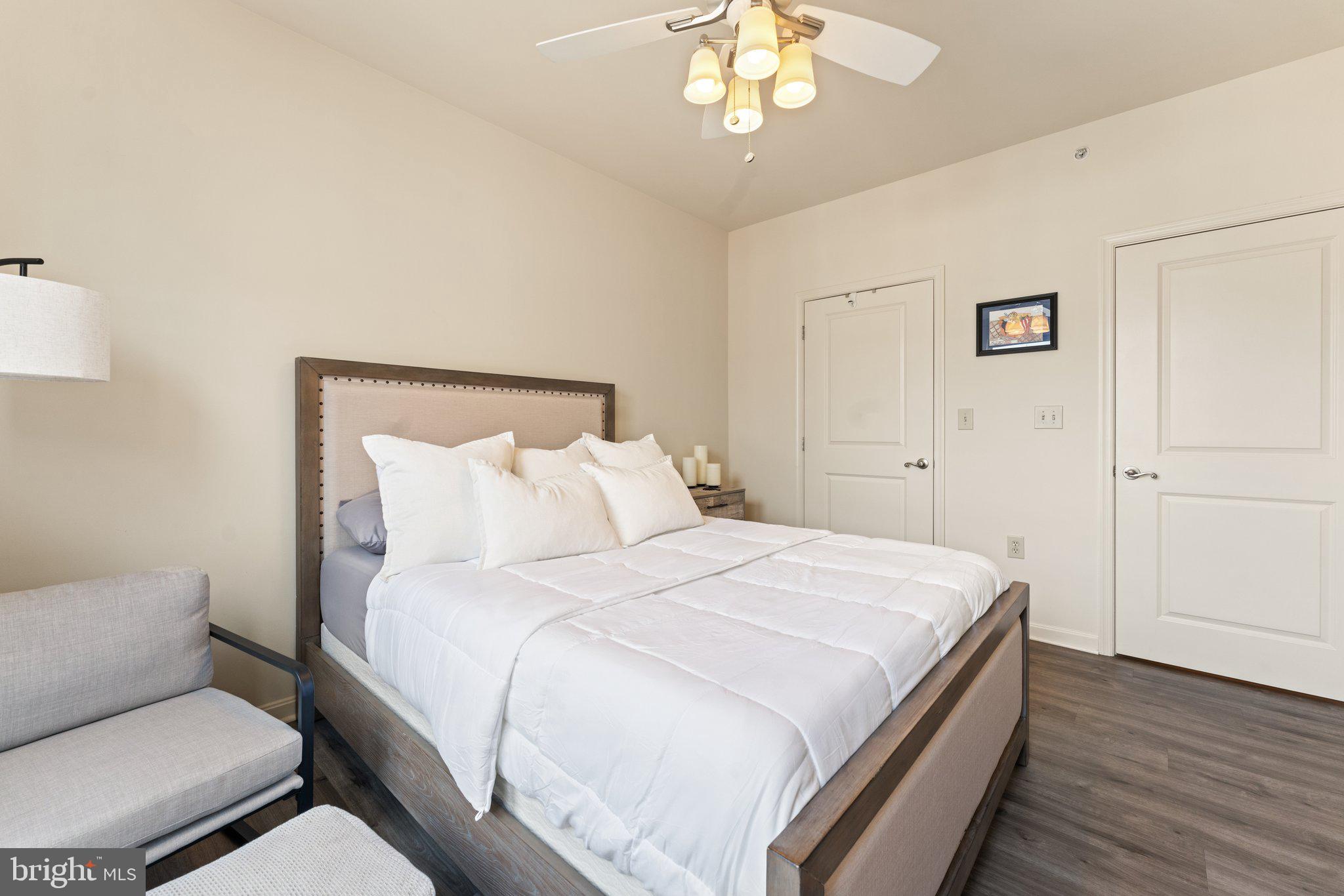 HALSTEAD AT THE METRO - Residential