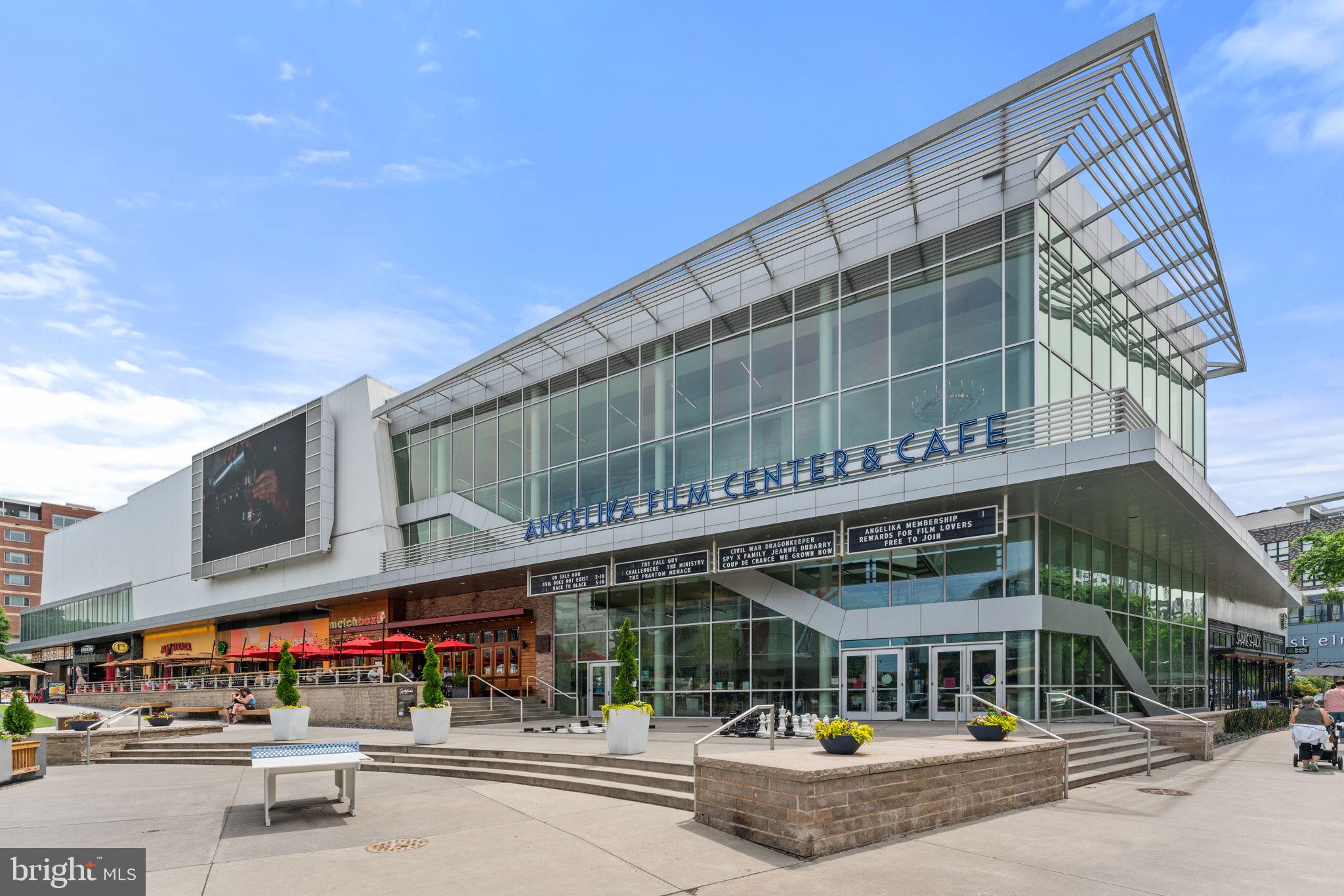 HALSTEAD AT THE METRO - Residential