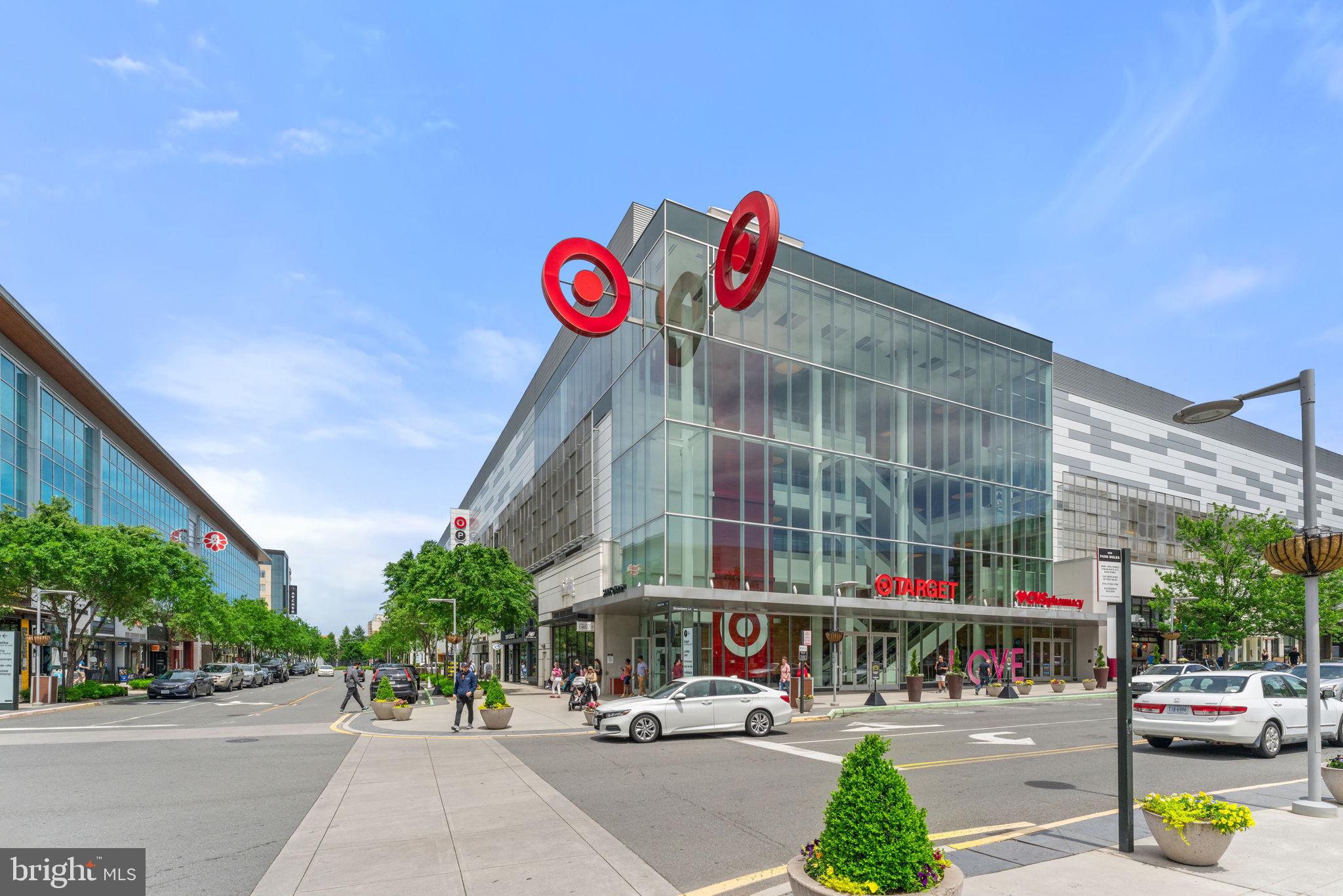 HALSTEAD AT THE METRO - Residential