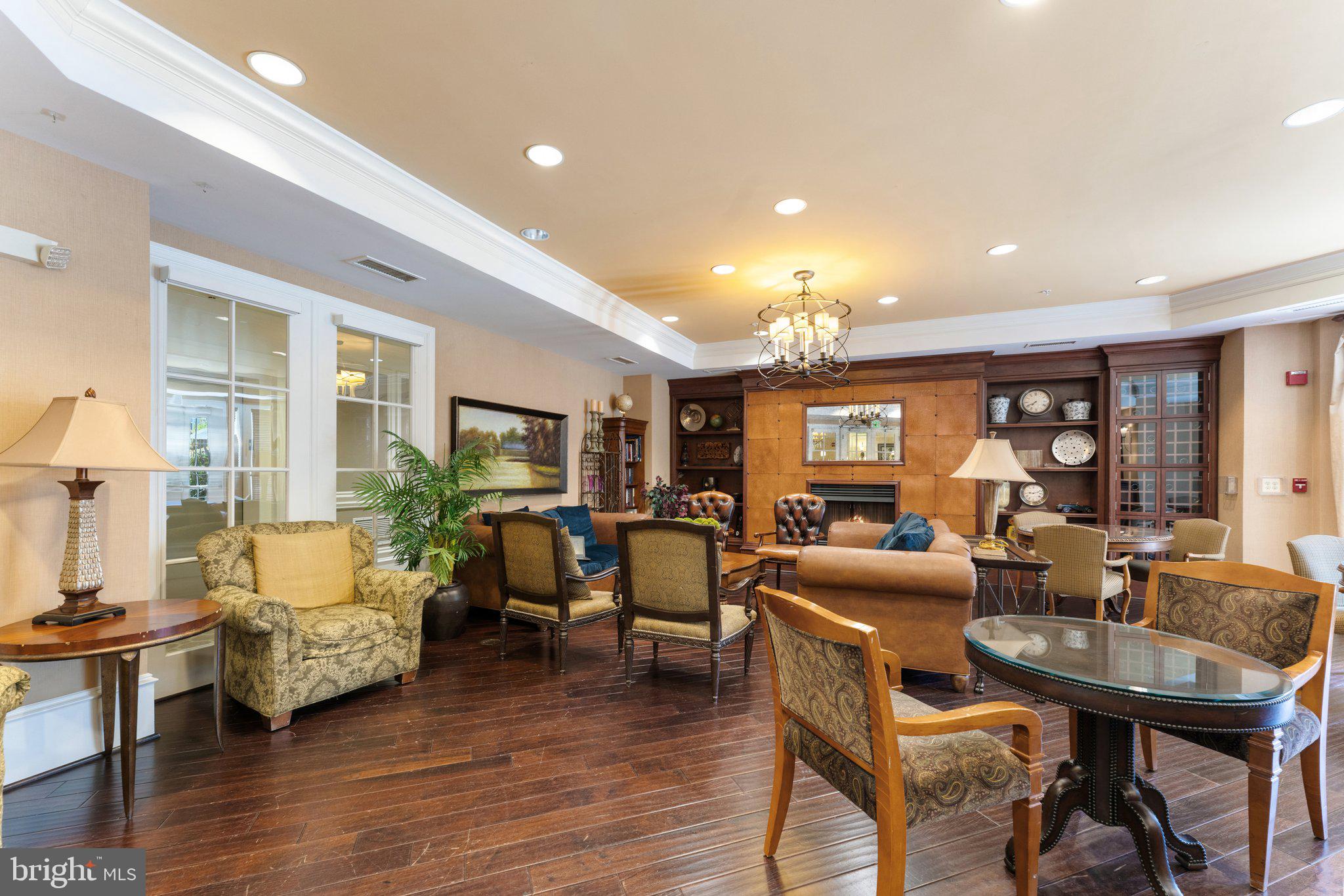 HALSTEAD AT THE METRO - Residential