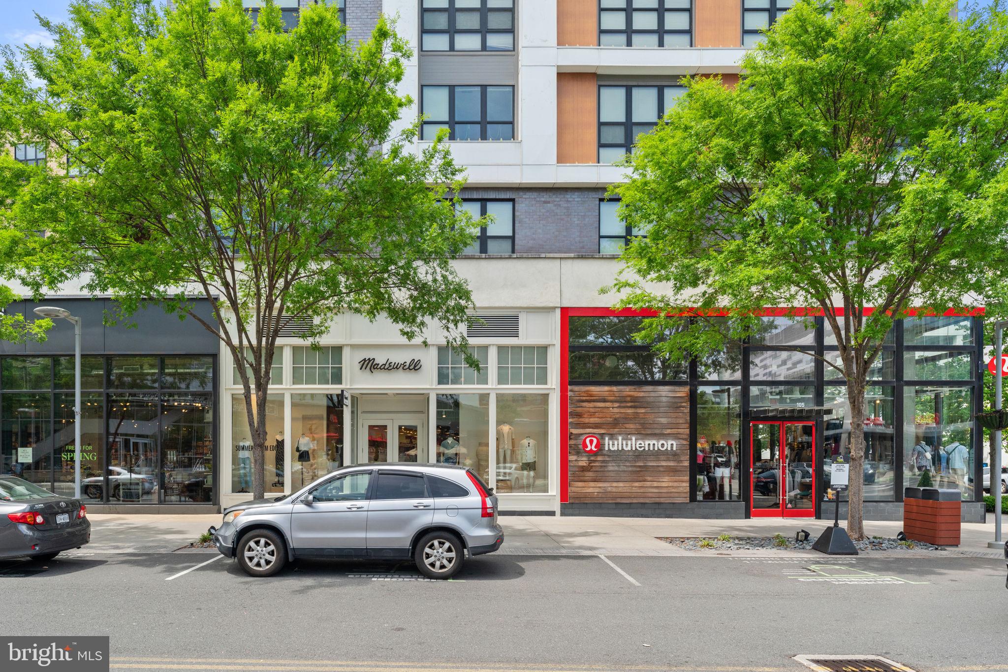 HALSTEAD AT THE METRO - Residential