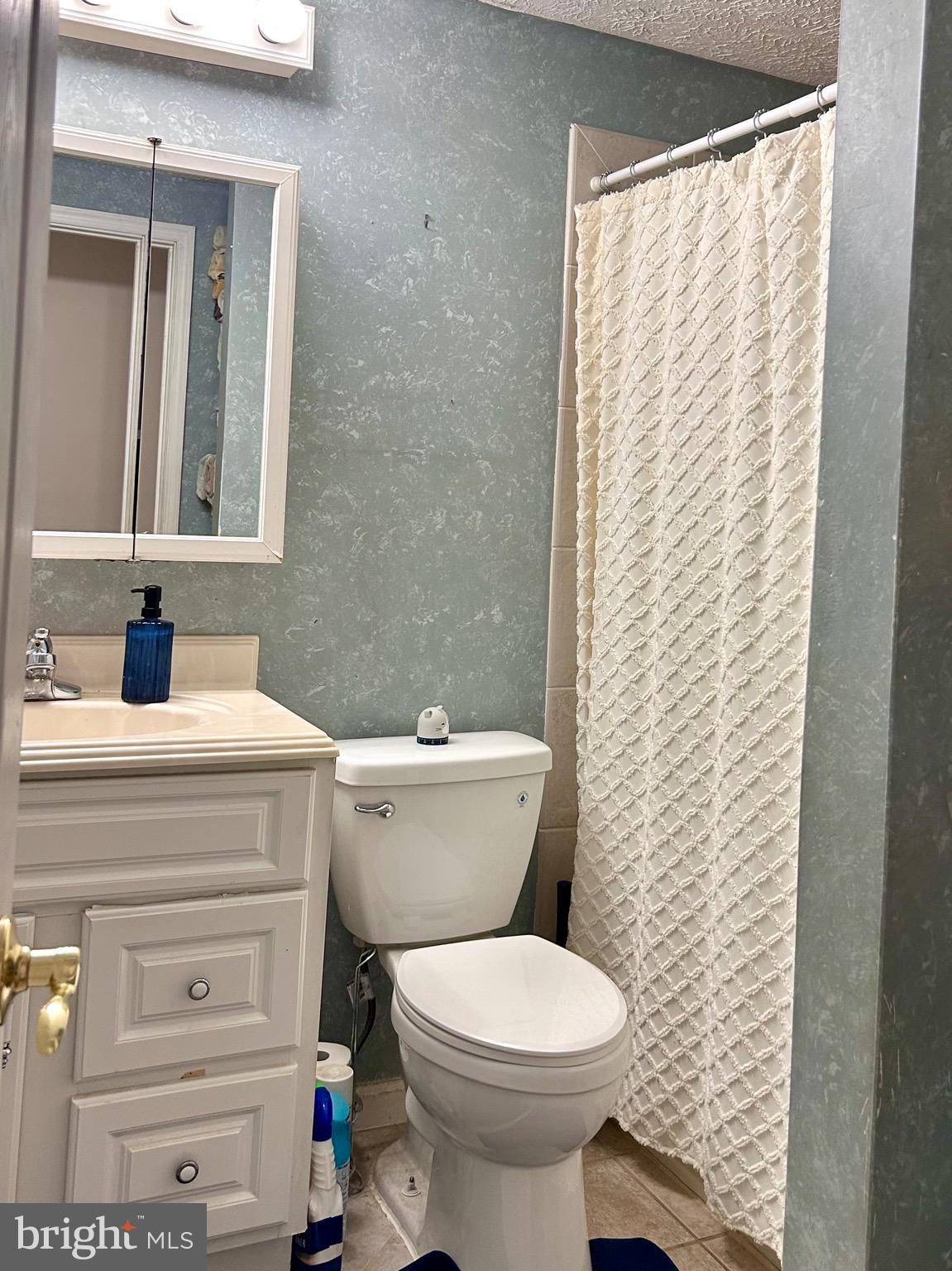 HARFORD WOODS - Residential