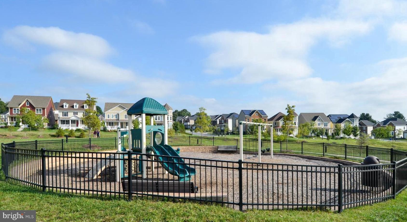 POPLAR RUN - Residential