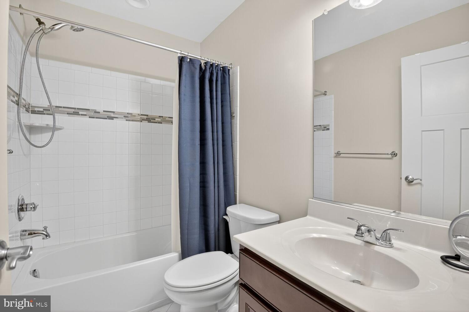 POPLAR RUN - Residential