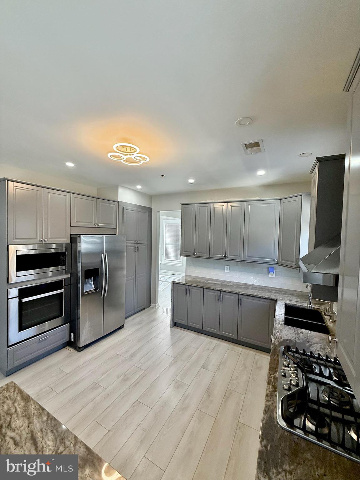 CONTEE CROSSING - Residential