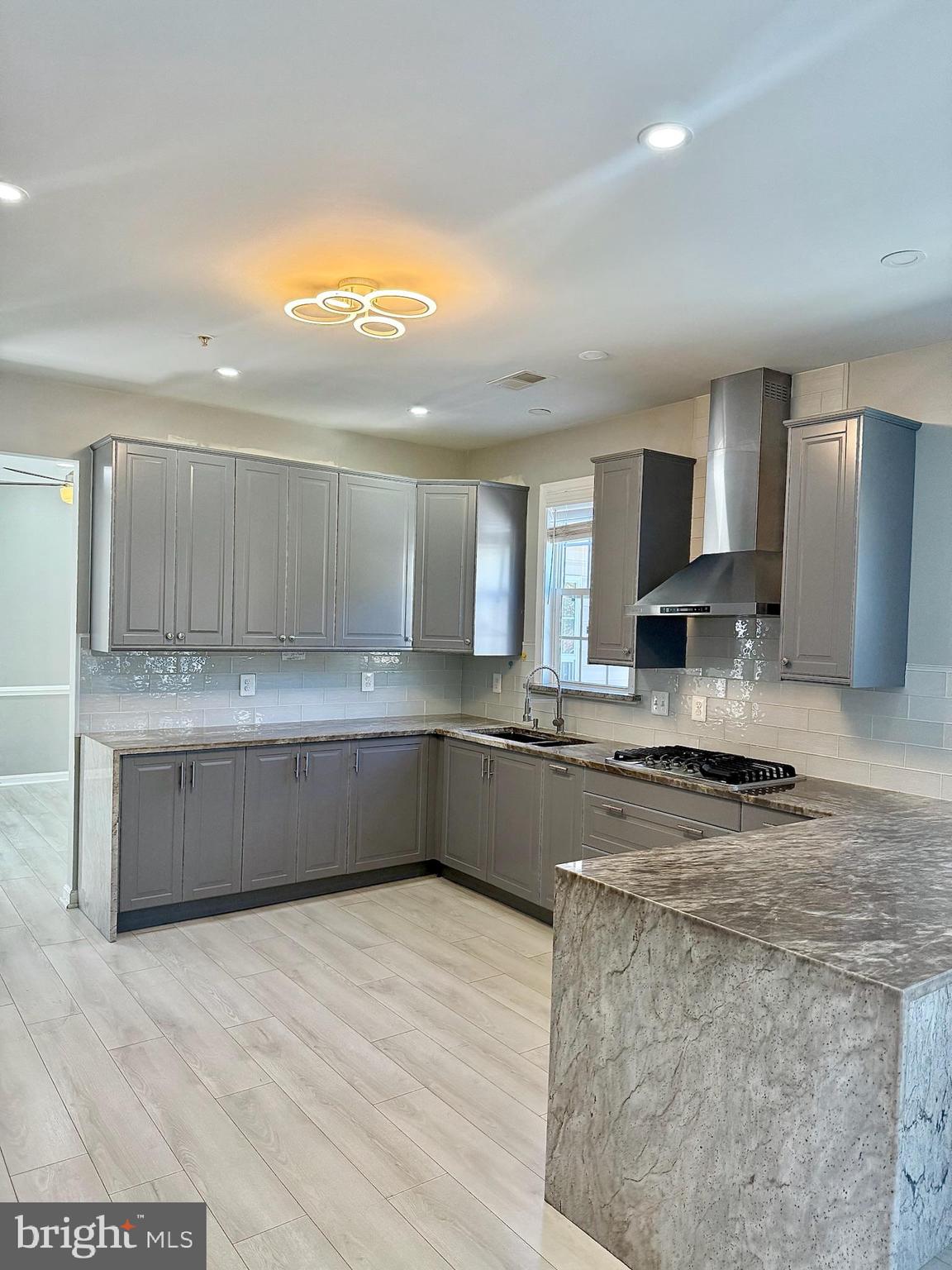 CONTEE CROSSING - Residential