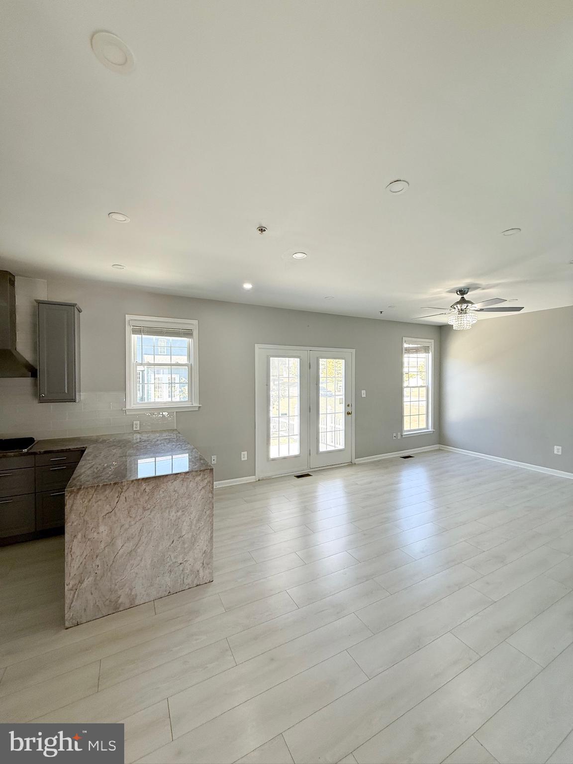 CONTEE CROSSING - Residential