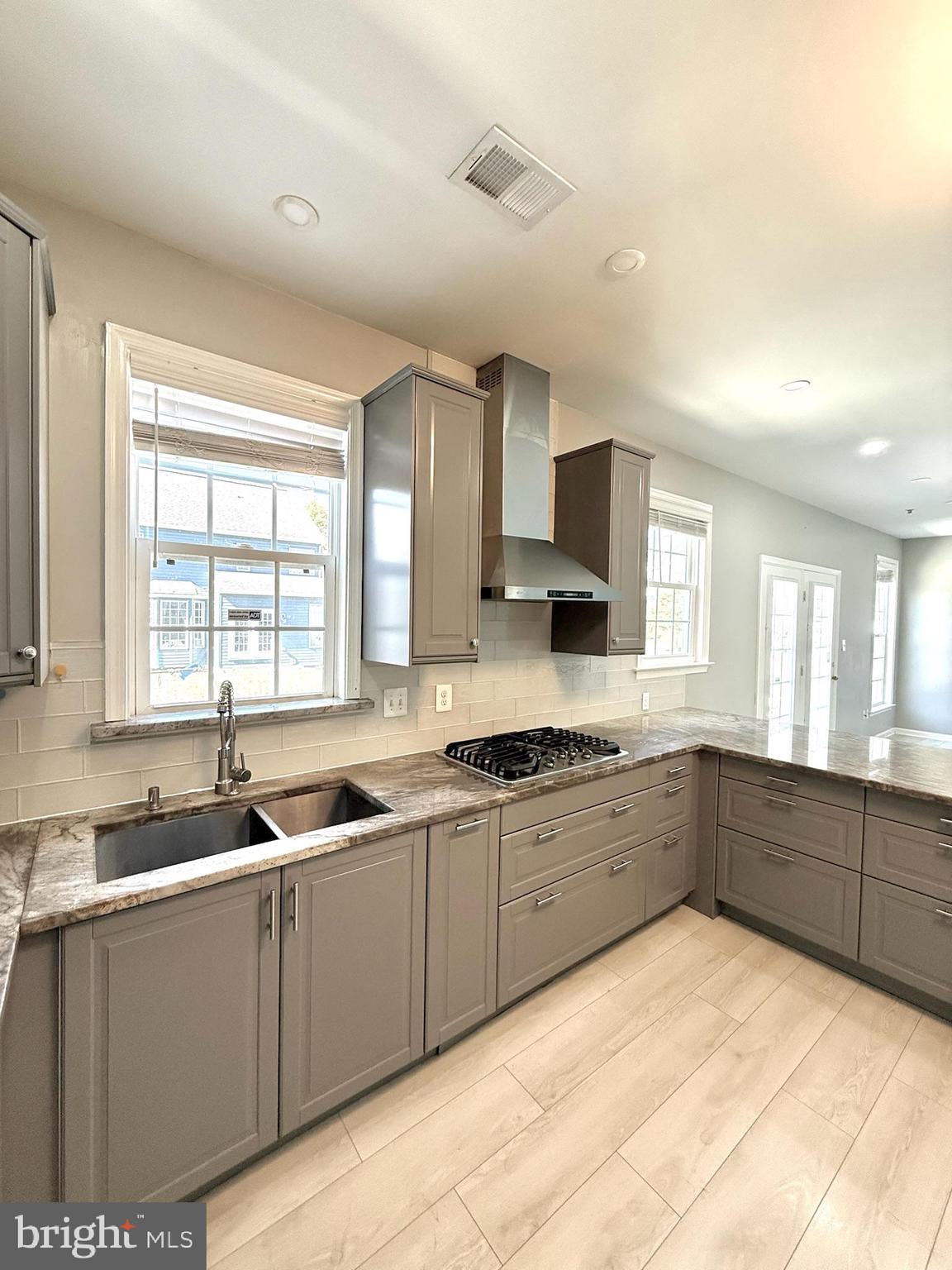 CONTEE CROSSING - Residential