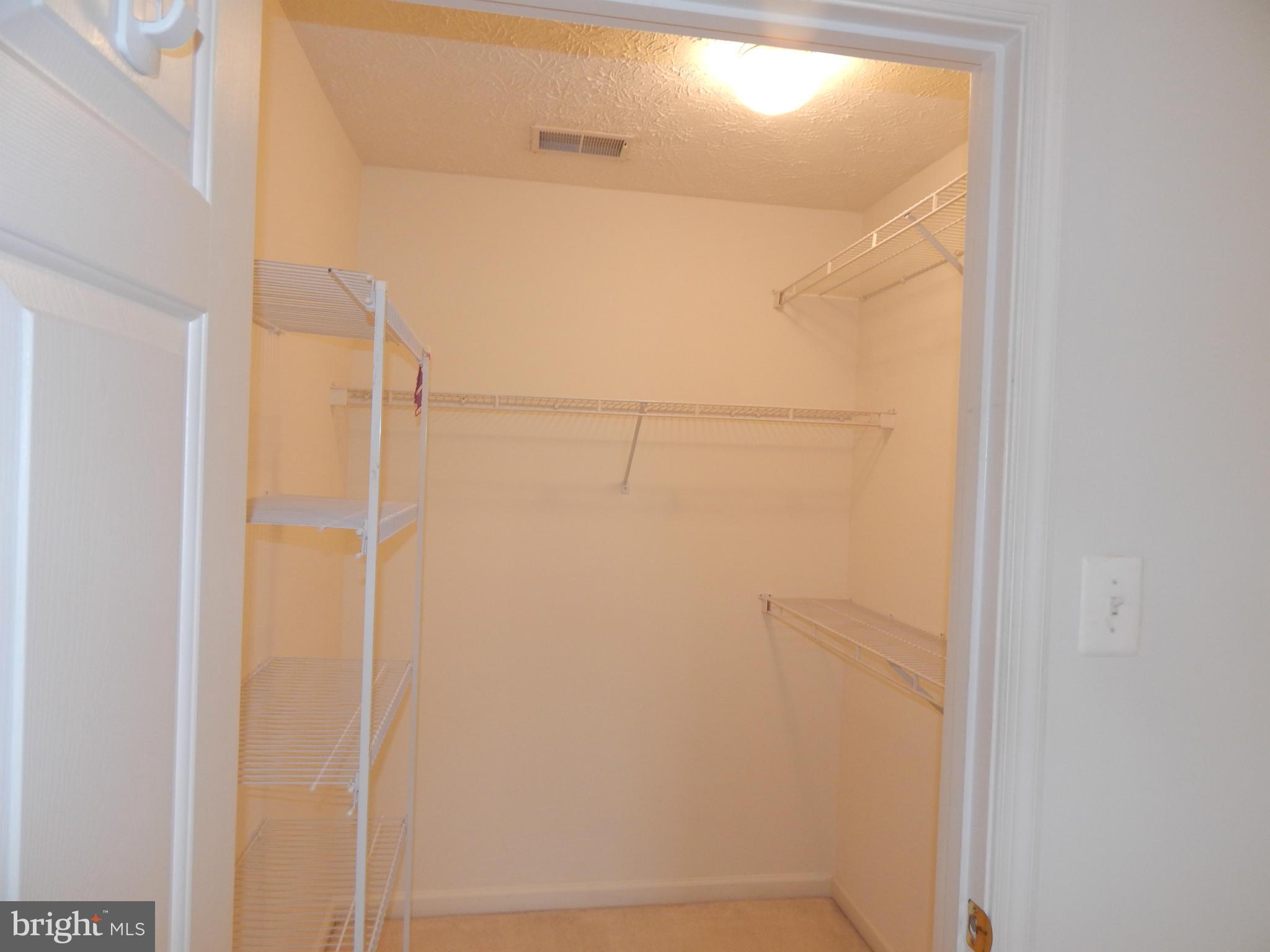 BCKGHM CND@OWGS MS NW TN - Residential Lease